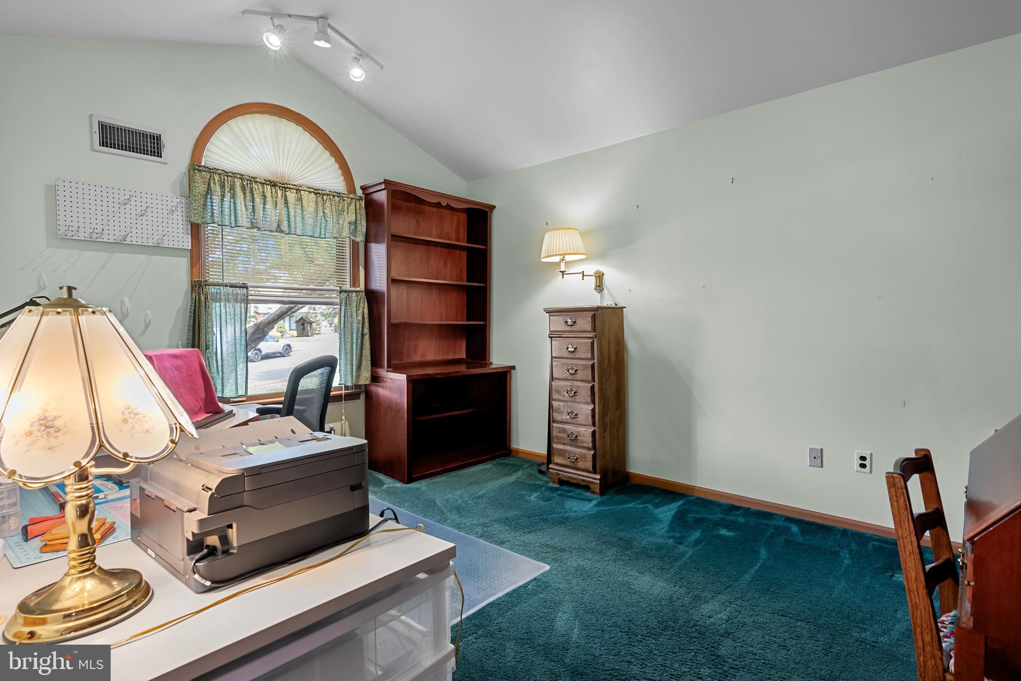 MAGNOLIA HILL - Residential