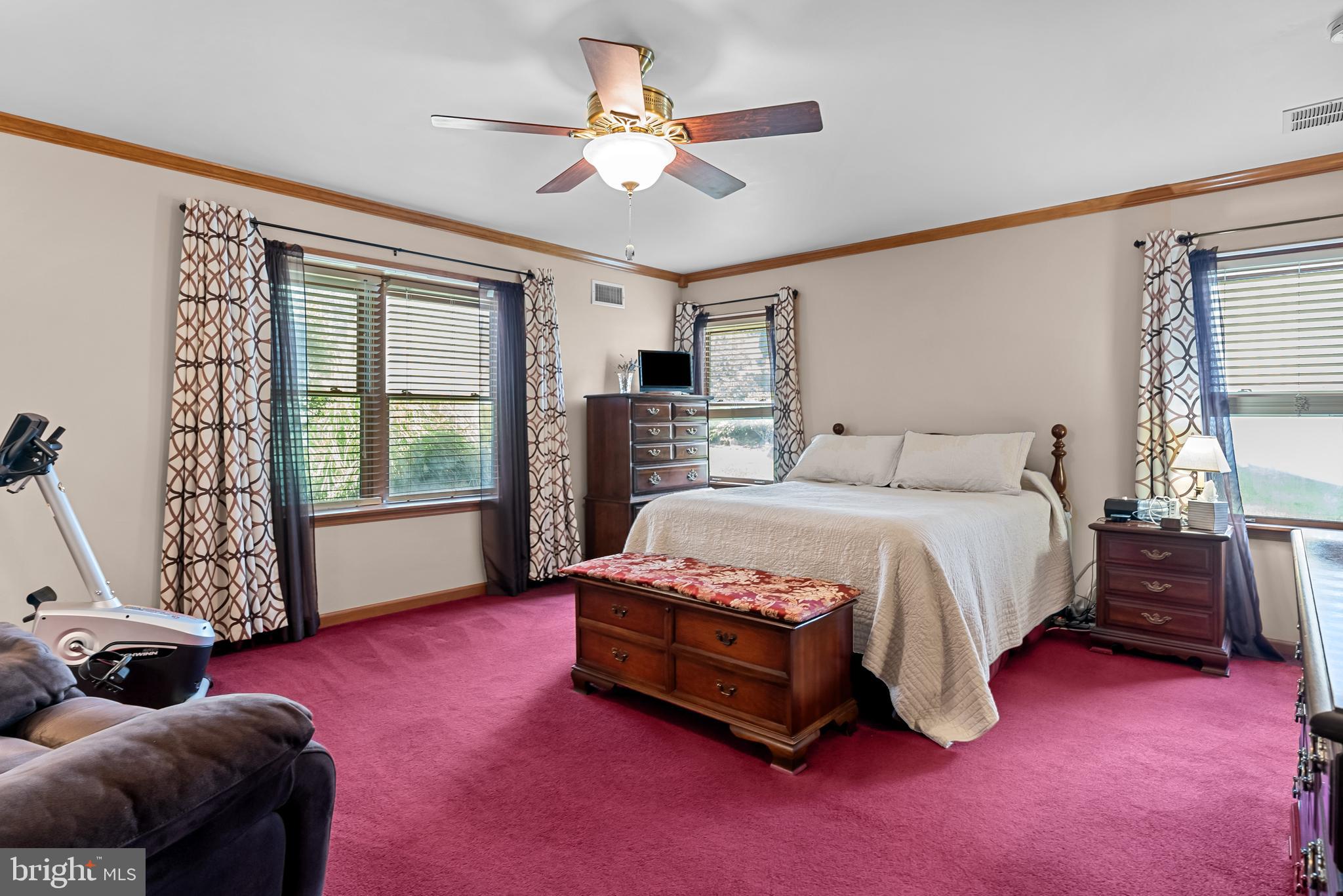 MAGNOLIA HILL - Residential