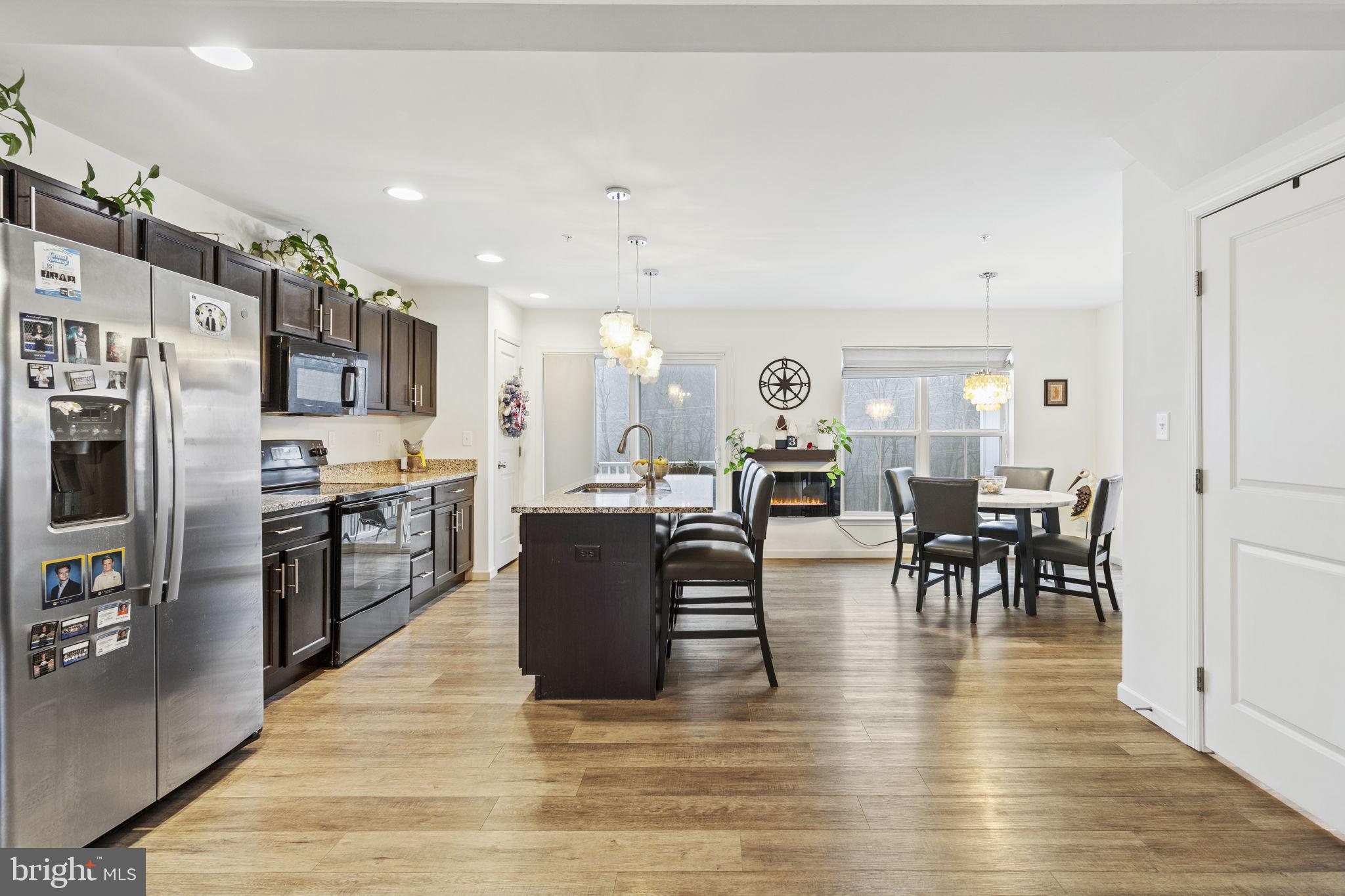 BRIDGEVIEW - Residential