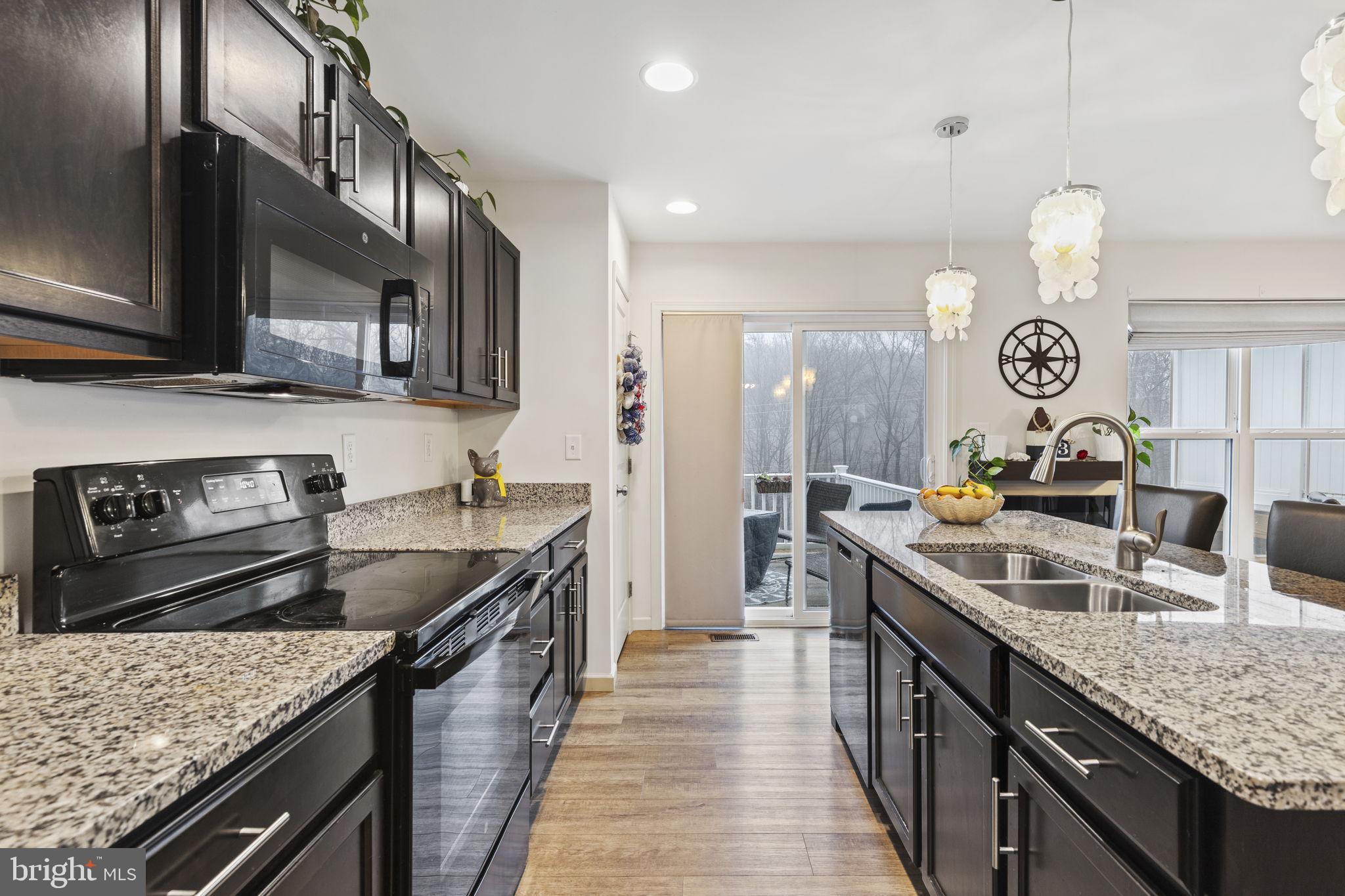 BRIDGEVIEW - Residential