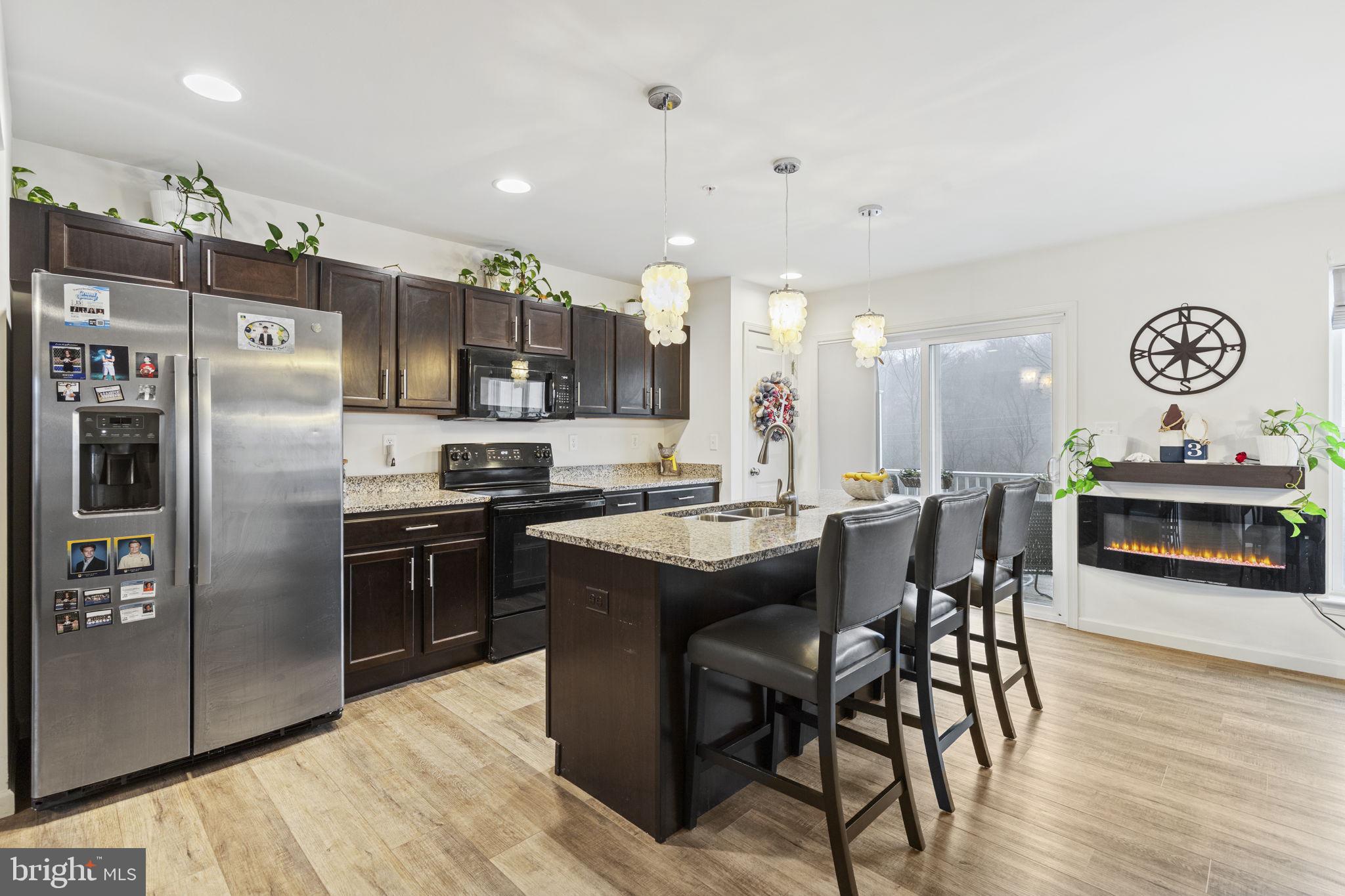 BRIDGEVIEW - Residential