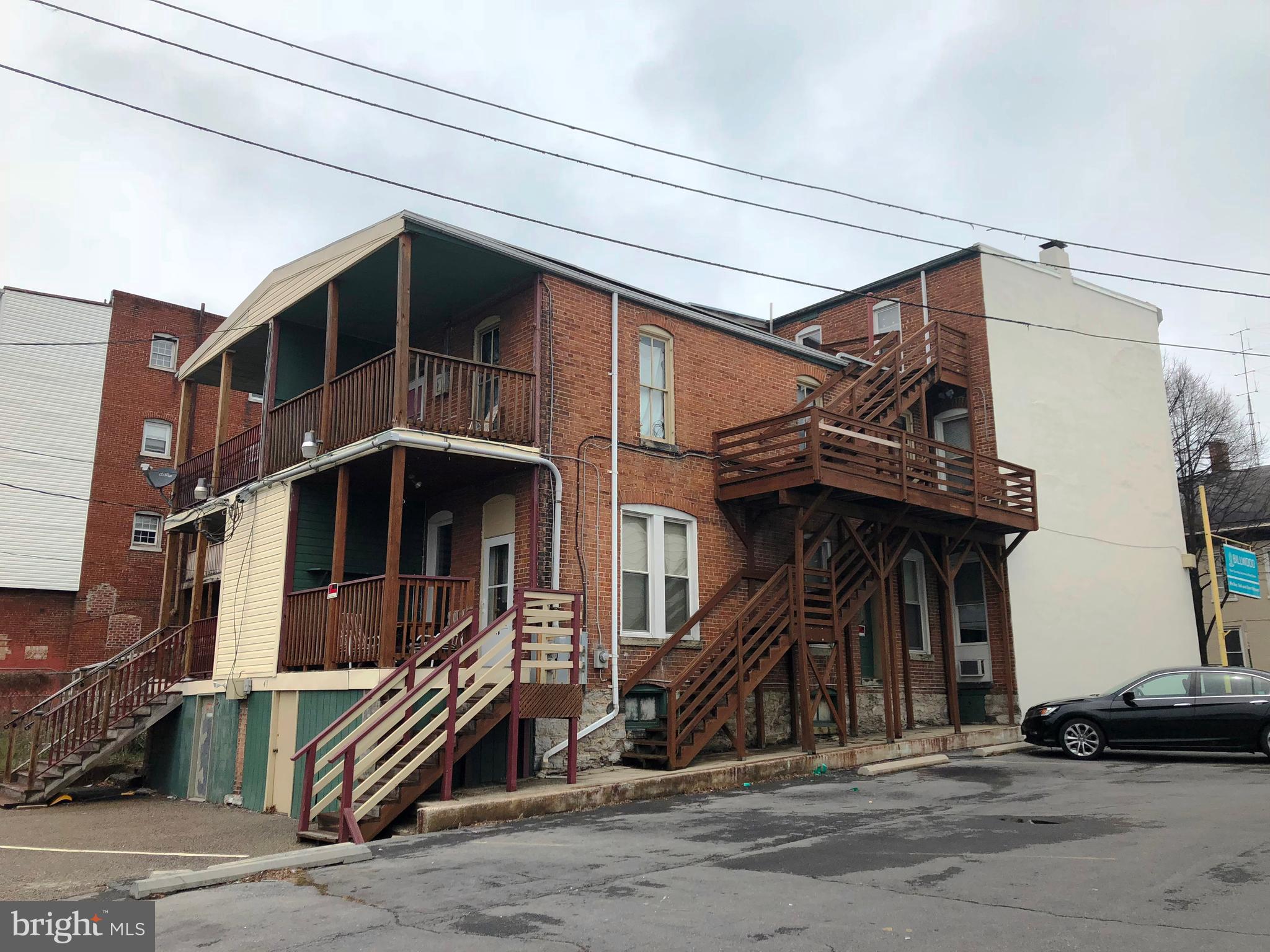 DOWNTOWN HAGERSTOWN - Residential Income