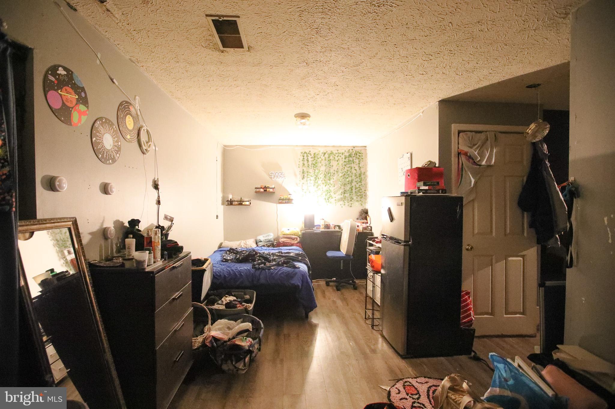 KINGS RANSOM - Residential