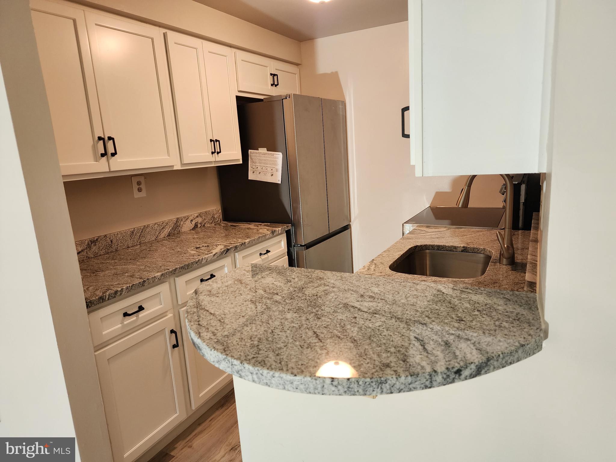 CHRISTOPHER COURT - Residential Lease