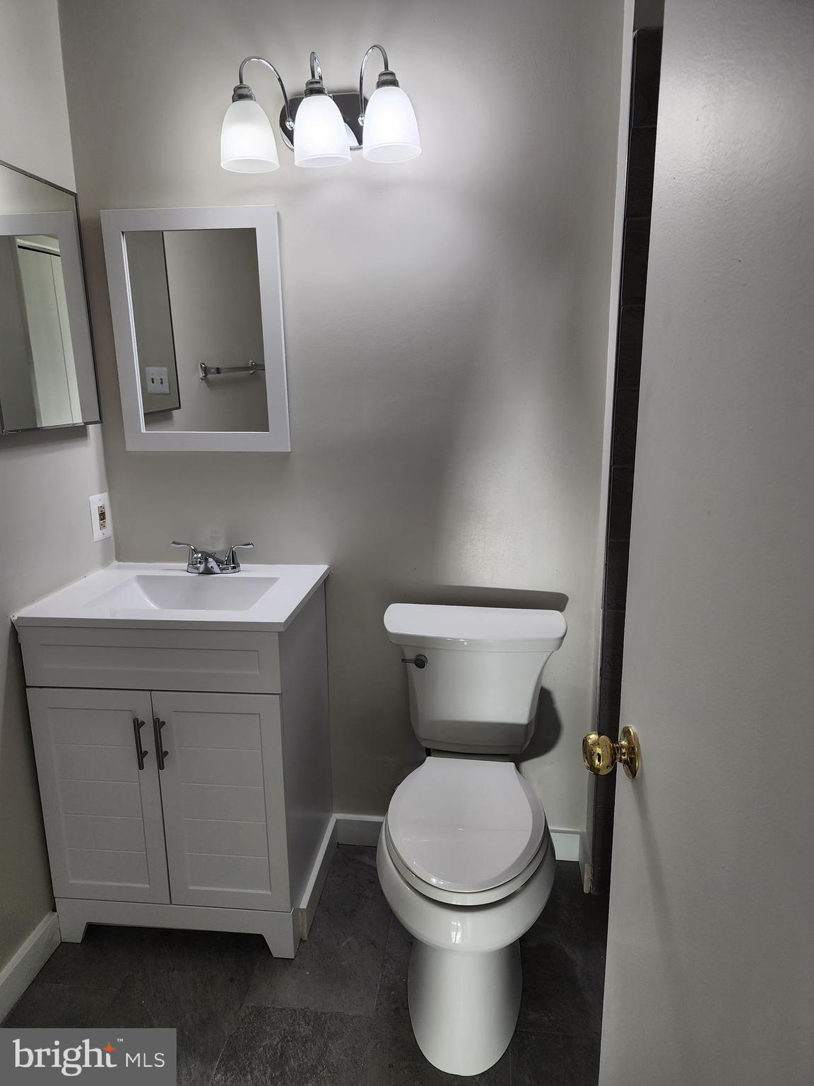 CHRISTOPHER COURT - Residential Lease