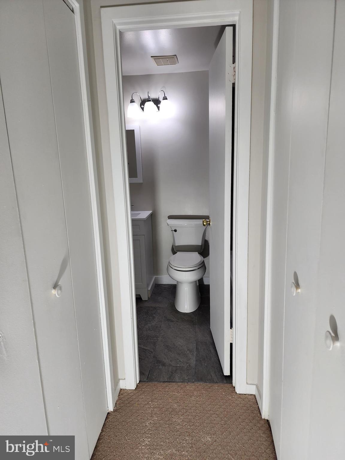 CHRISTOPHER COURT - Residential Lease