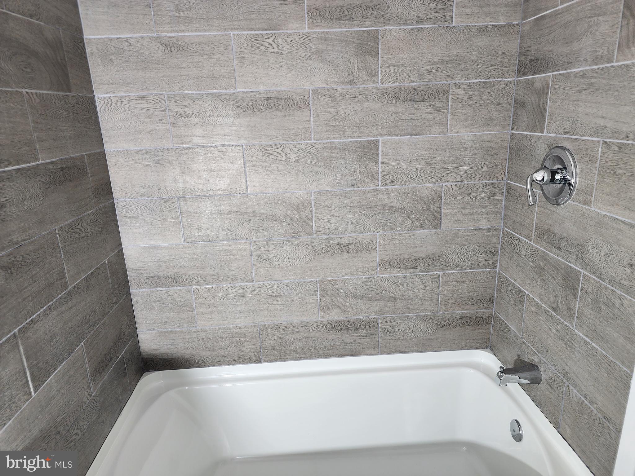 CHRISTOPHER COURT - Residential Lease