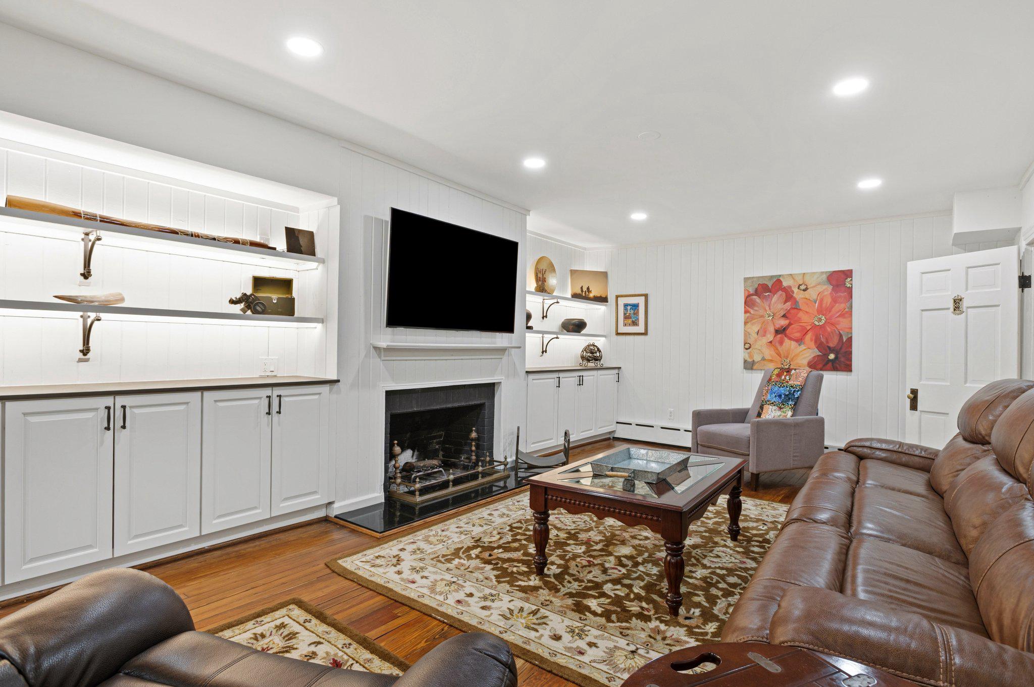 PICKETT'S RESERVE - Residential