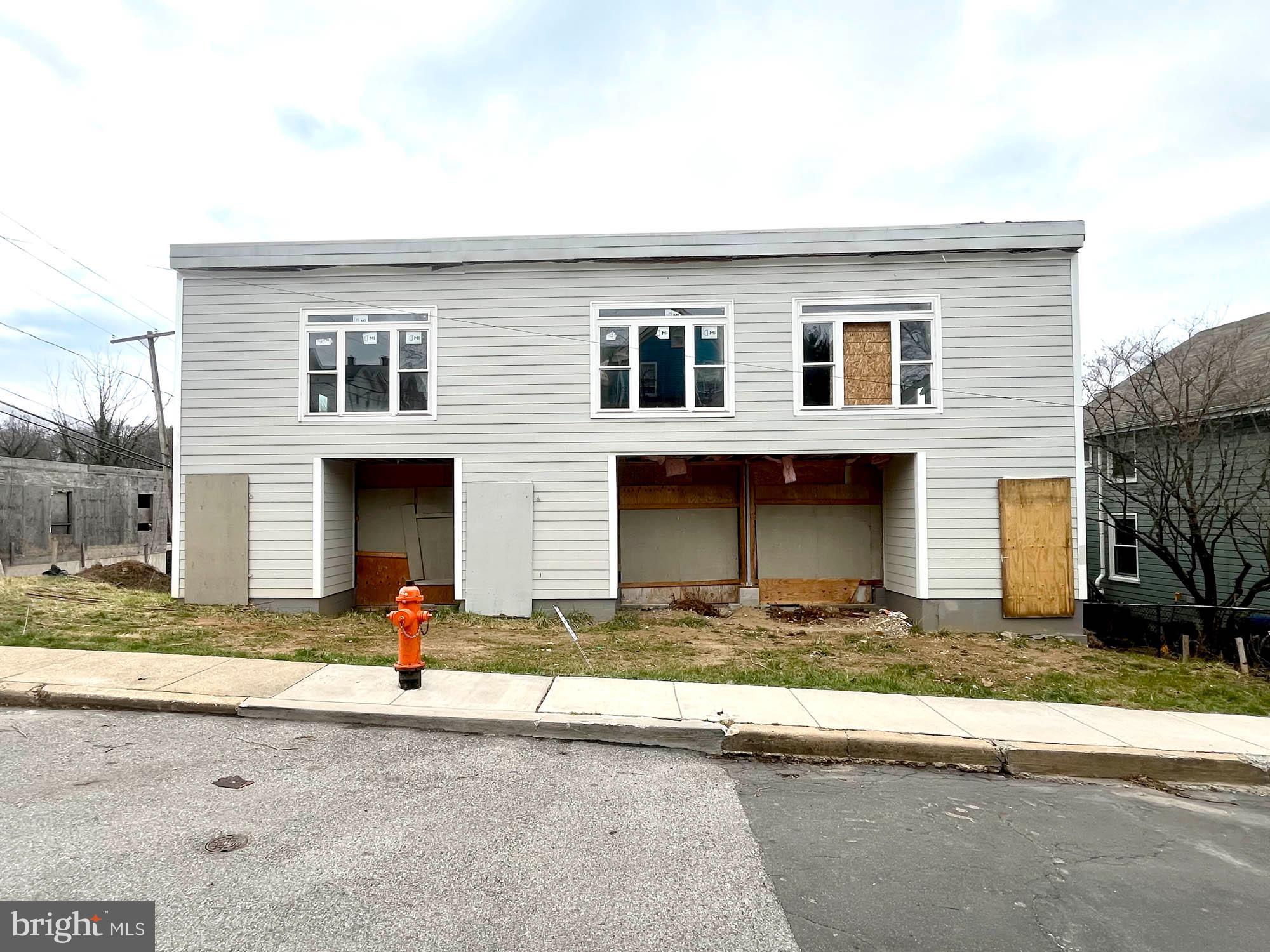 HAMPDEN HISTORIC DISTRICT - Residential