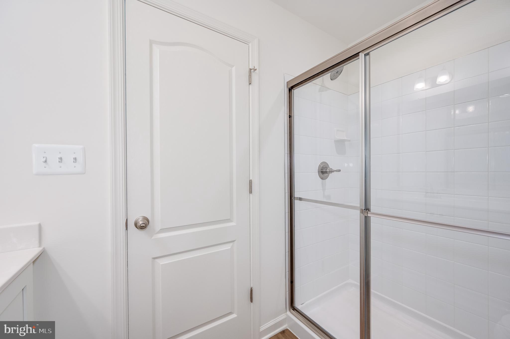 OVERLOOK AT RIVERSIDE TOWNHOMES - Residential Lease