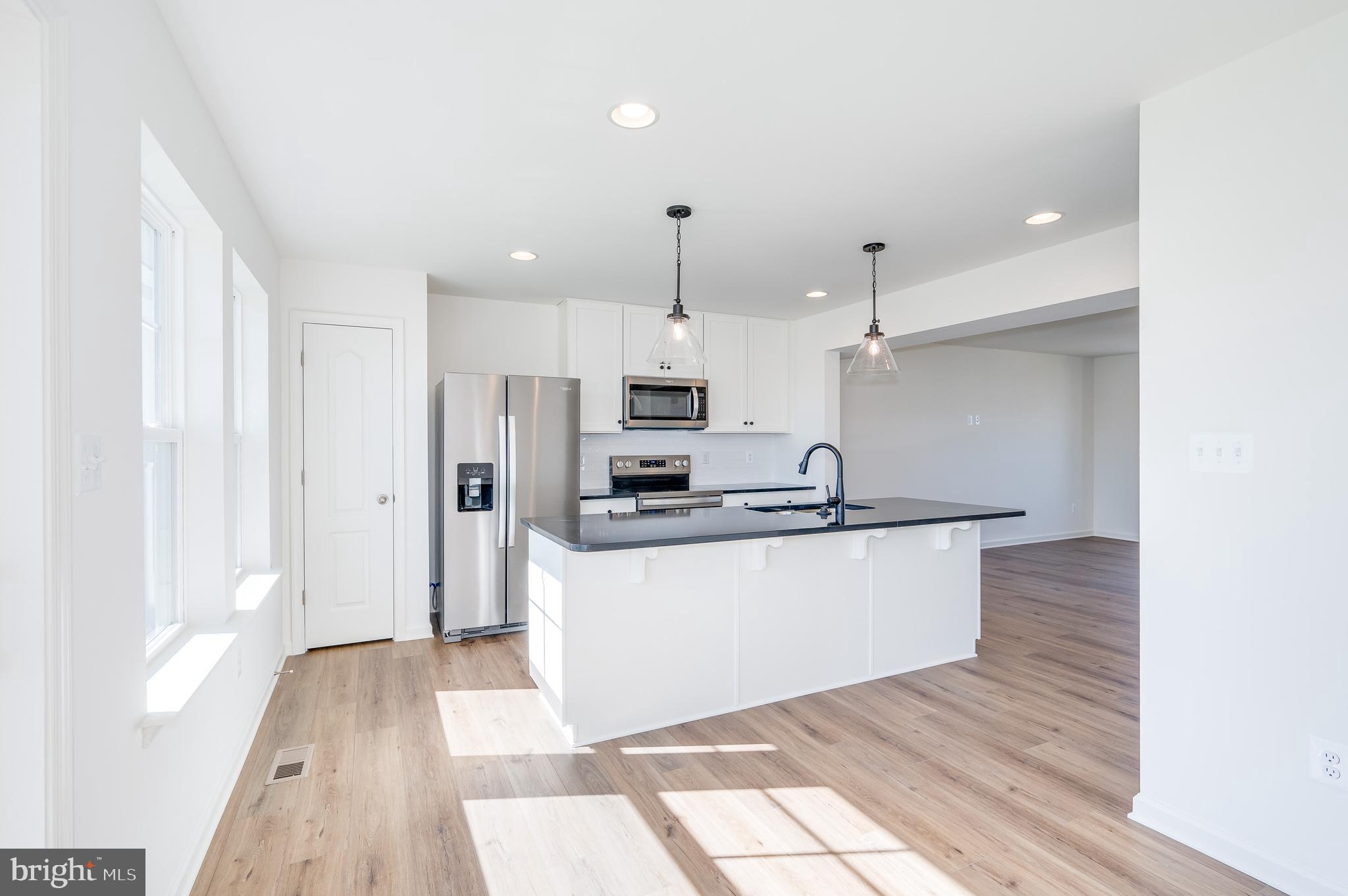 OVERLOOK AT RIVERSIDE TOWNHOMES - Residential Lease