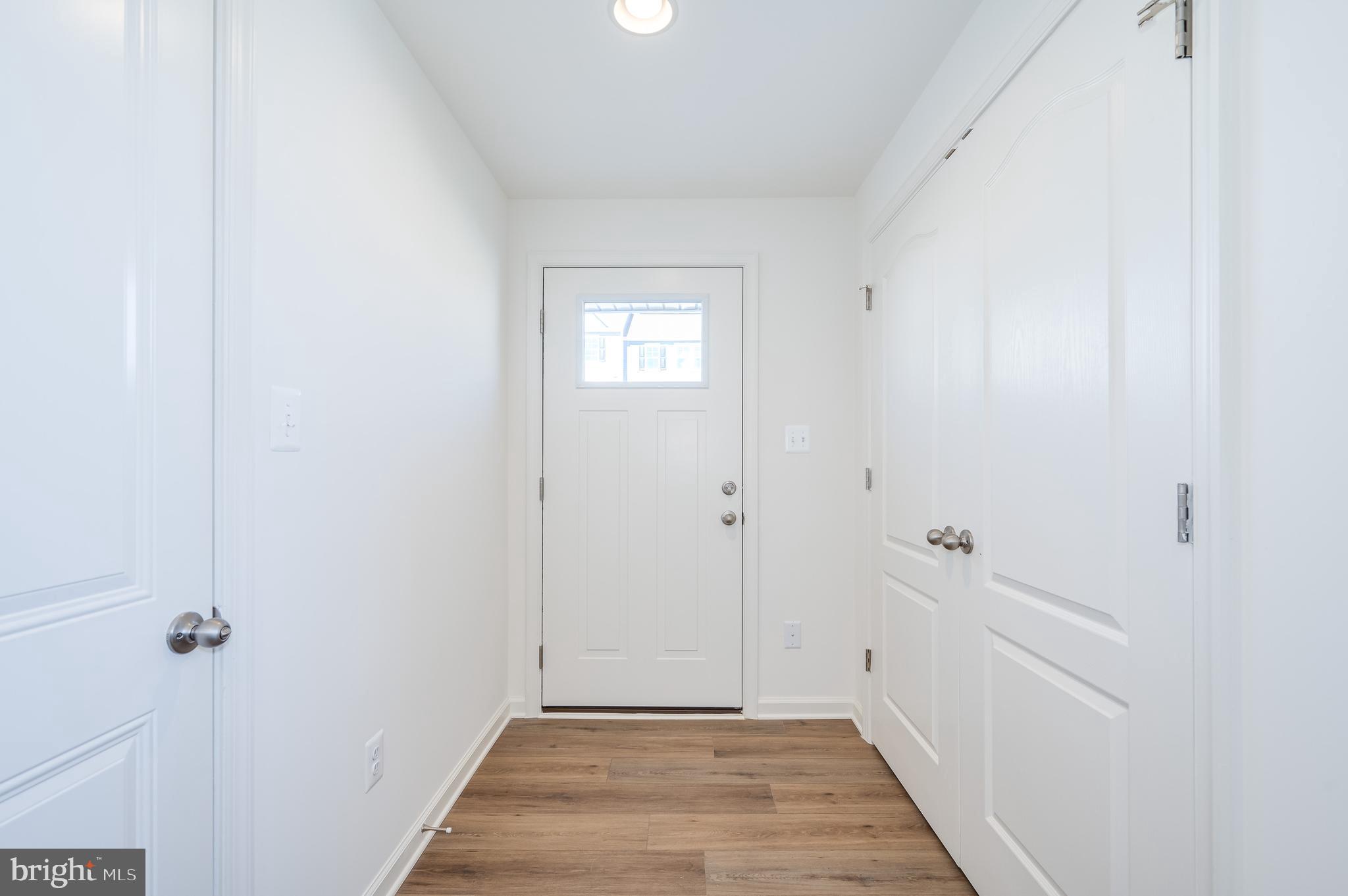 OVERLOOK AT RIVERSIDE TOWNHOMES - Residential Lease