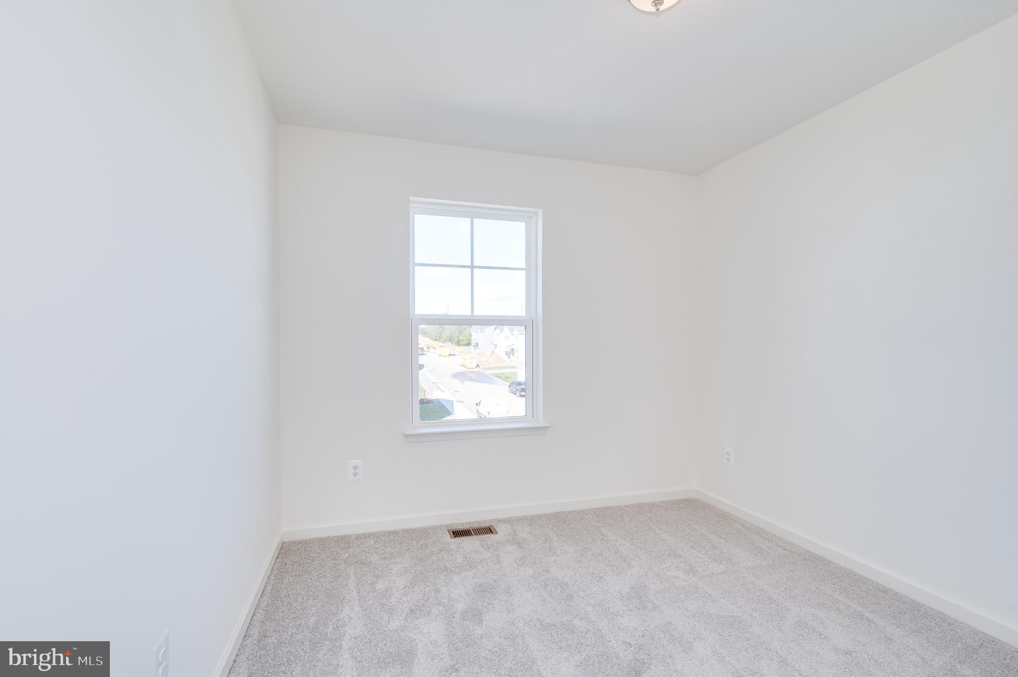 OVERLOOK AT RIVERSIDE TOWNHOMES - Residential Lease