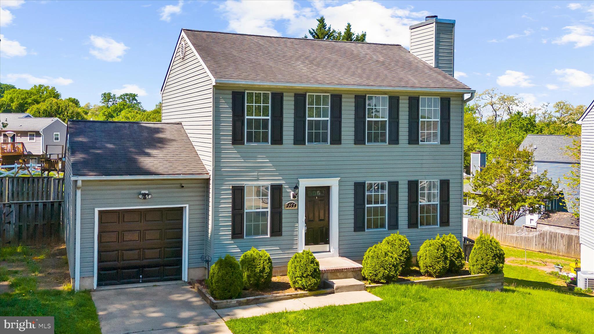 5600 CLIFF SIDE COURT