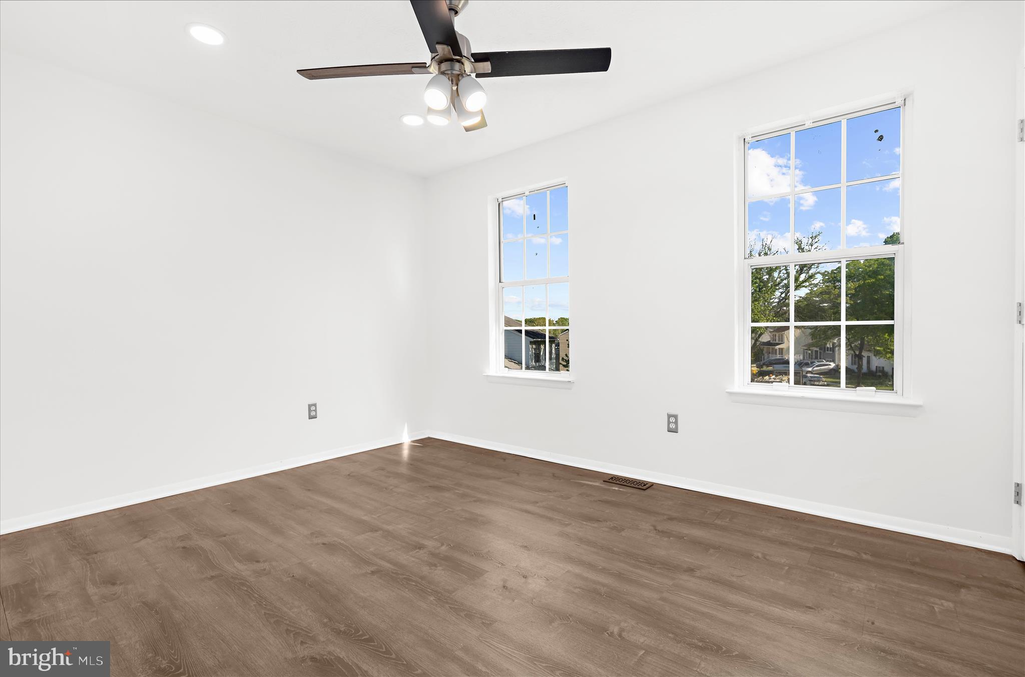 HARBOR VALLEY ESTATES - Residential