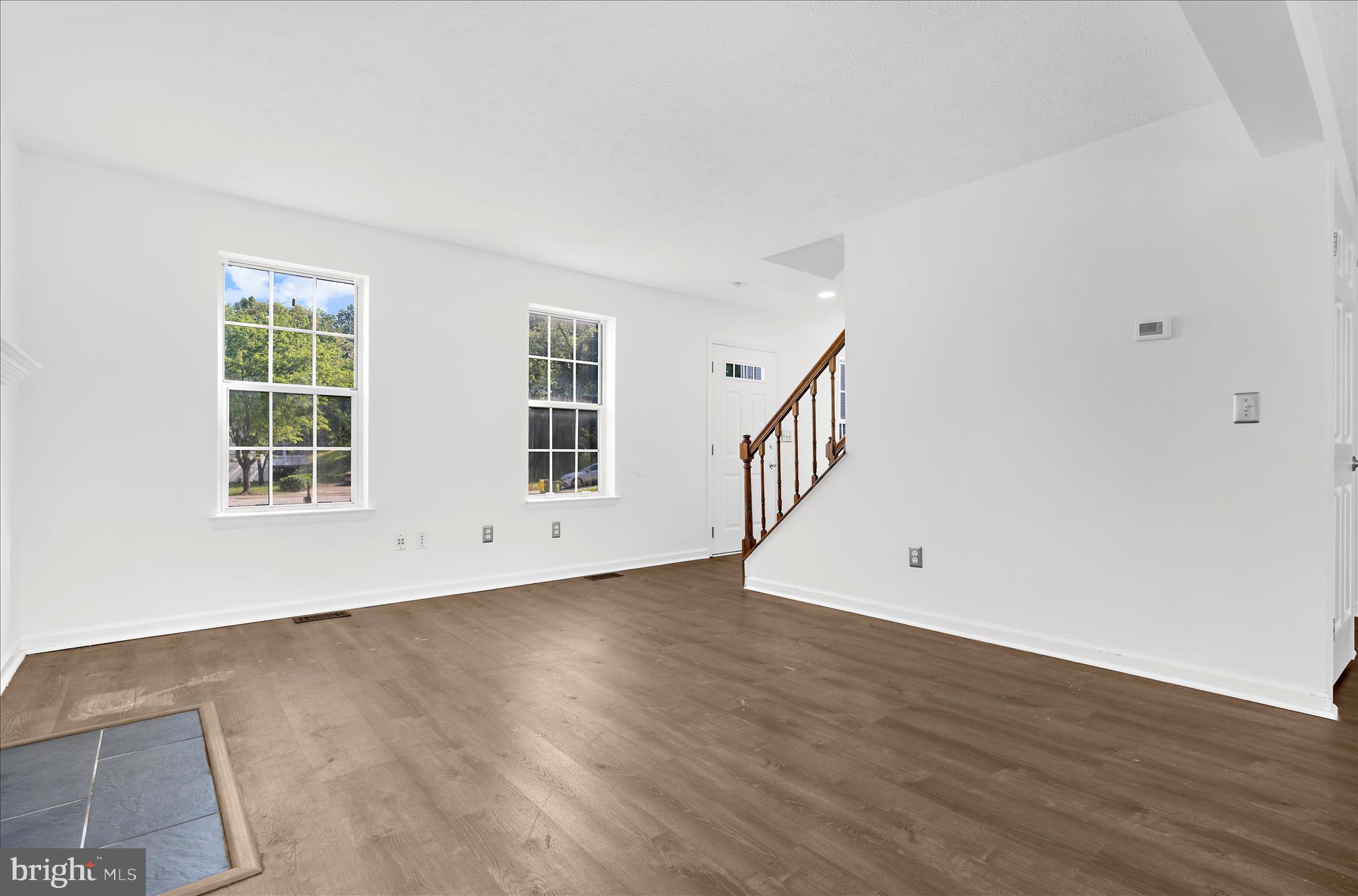 5600 CLIFF SIDE COURT