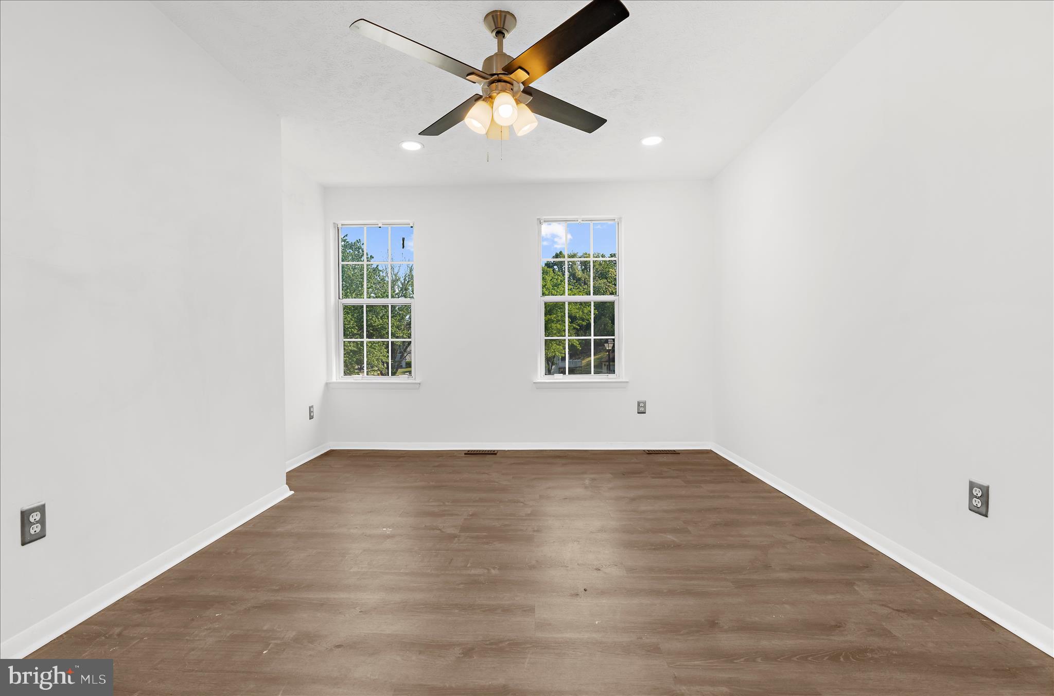 HARBOR VALLEY ESTATES - Residential