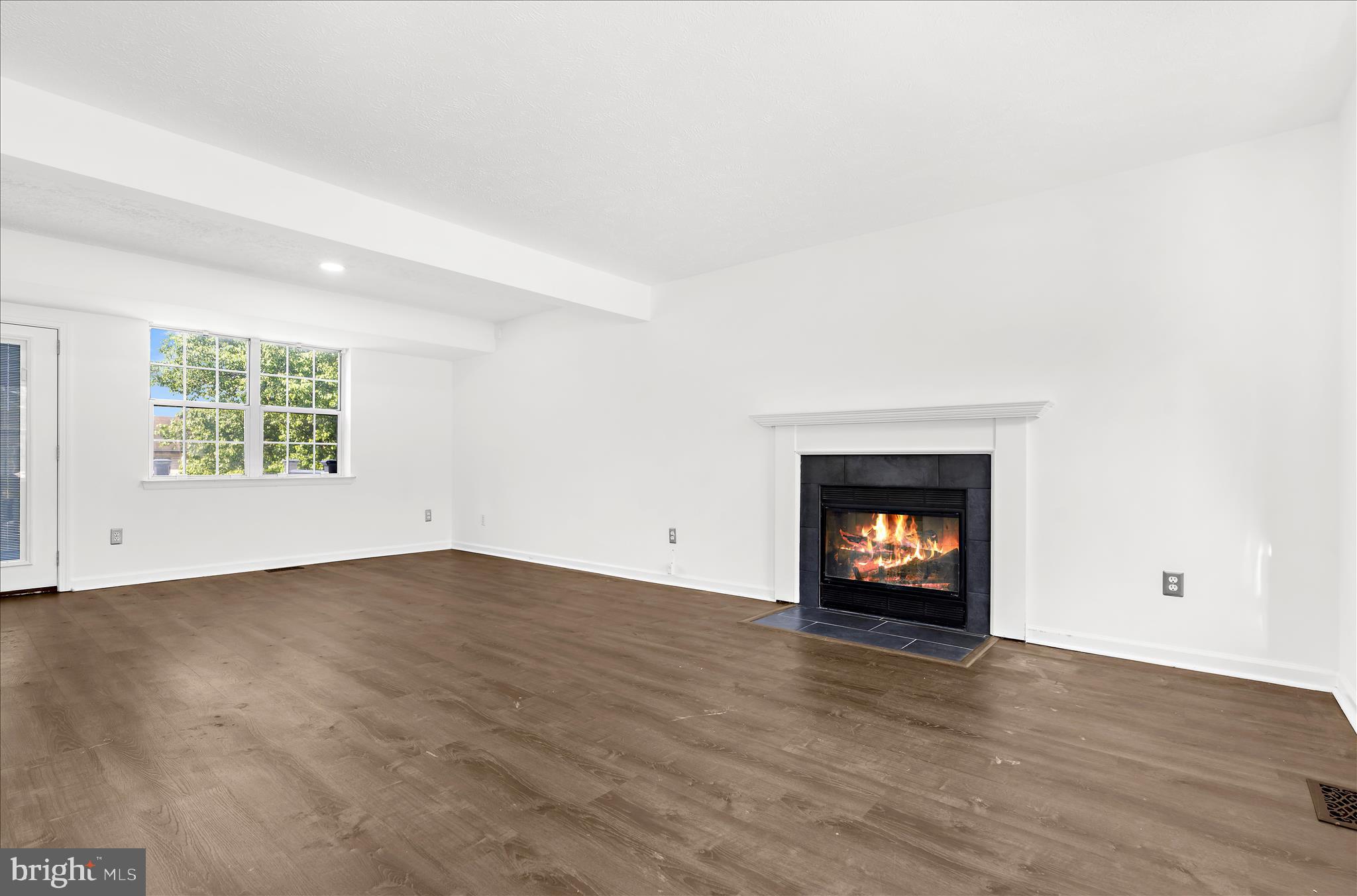 5600 CLIFF SIDE COURT