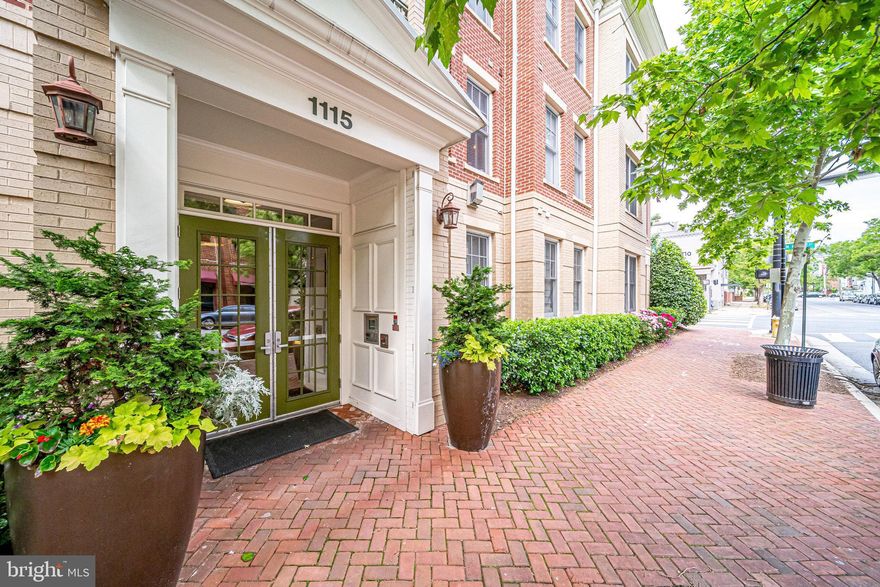 Don't miss this opportunity to live in Old Town Alexandria.  Just minutes from the King Street shops, restaurants, waterfront and King Street Metro Station.  Less than 5 miles to Reagan National Airport.    Welcome to the Prescott Condominium Community which offers a fitness room, rooftop grill area and recreation area.  This pristine 2 bedroom and 2 bathroom unit offers stainless steel appliances, granite counter tops, breakfast bar, pantry and in unit washer and dryer.  The primary bedroom is spacious with walk in closet and primary bathroom suite with soaking tub and standing shower.  The second bedroom is equally large with walk in closet and large bathroom.  The main living area features two built in bookshelves divided by double doors that open to the view of Old Town Alexandria.  Condo is pet friendly.   Don't miss seeing this gem.