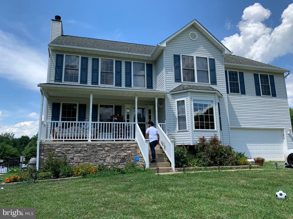 52 BLAKE MEADOW LANE