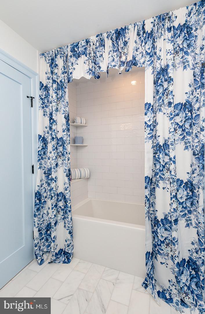 OVERBROOK HILLS - Residential