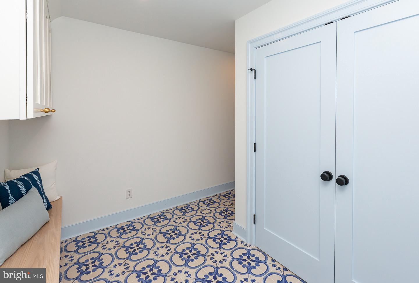 OVERBROOK HILLS - Residential