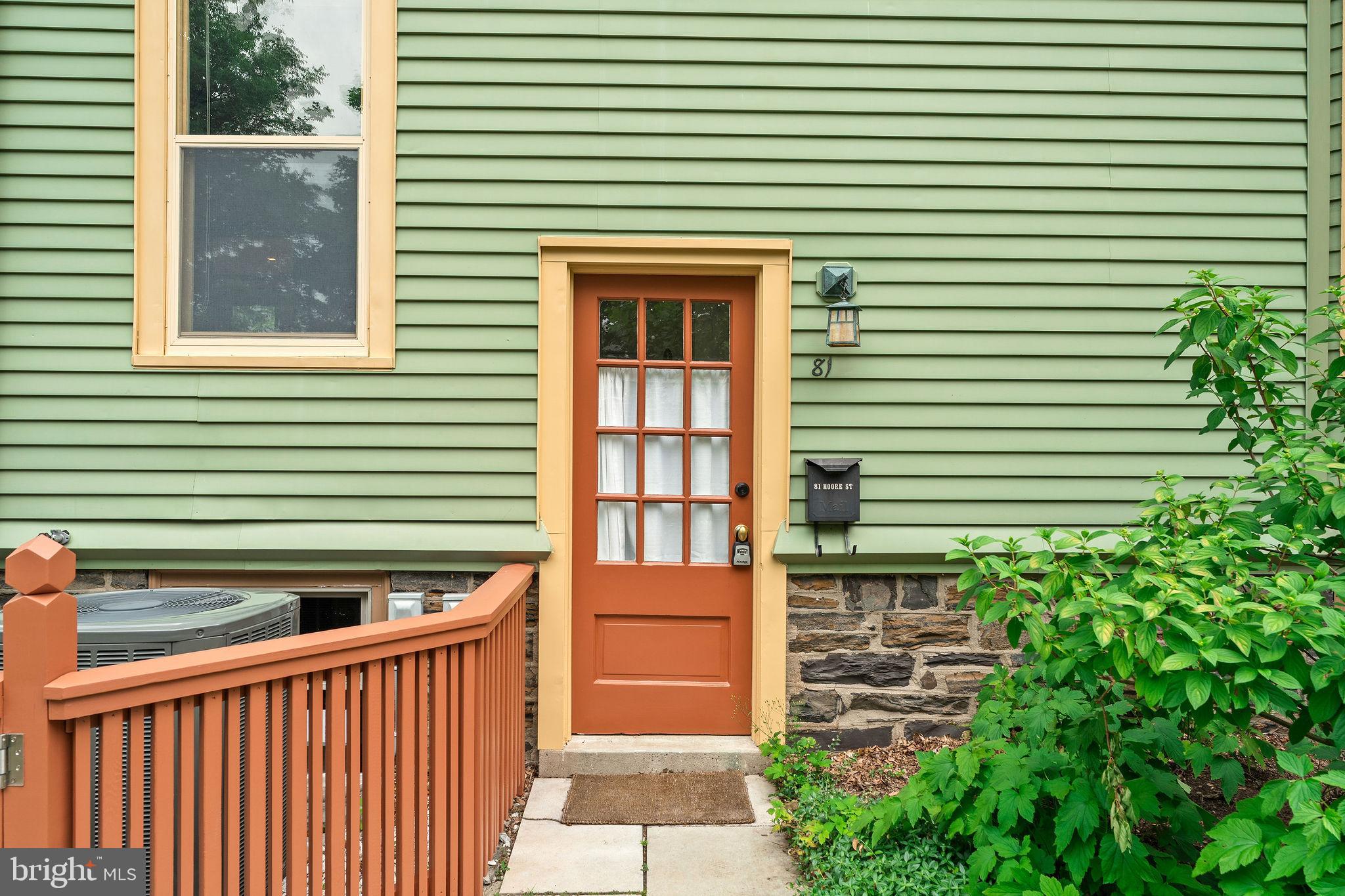 2 HAMILTON AVENUE