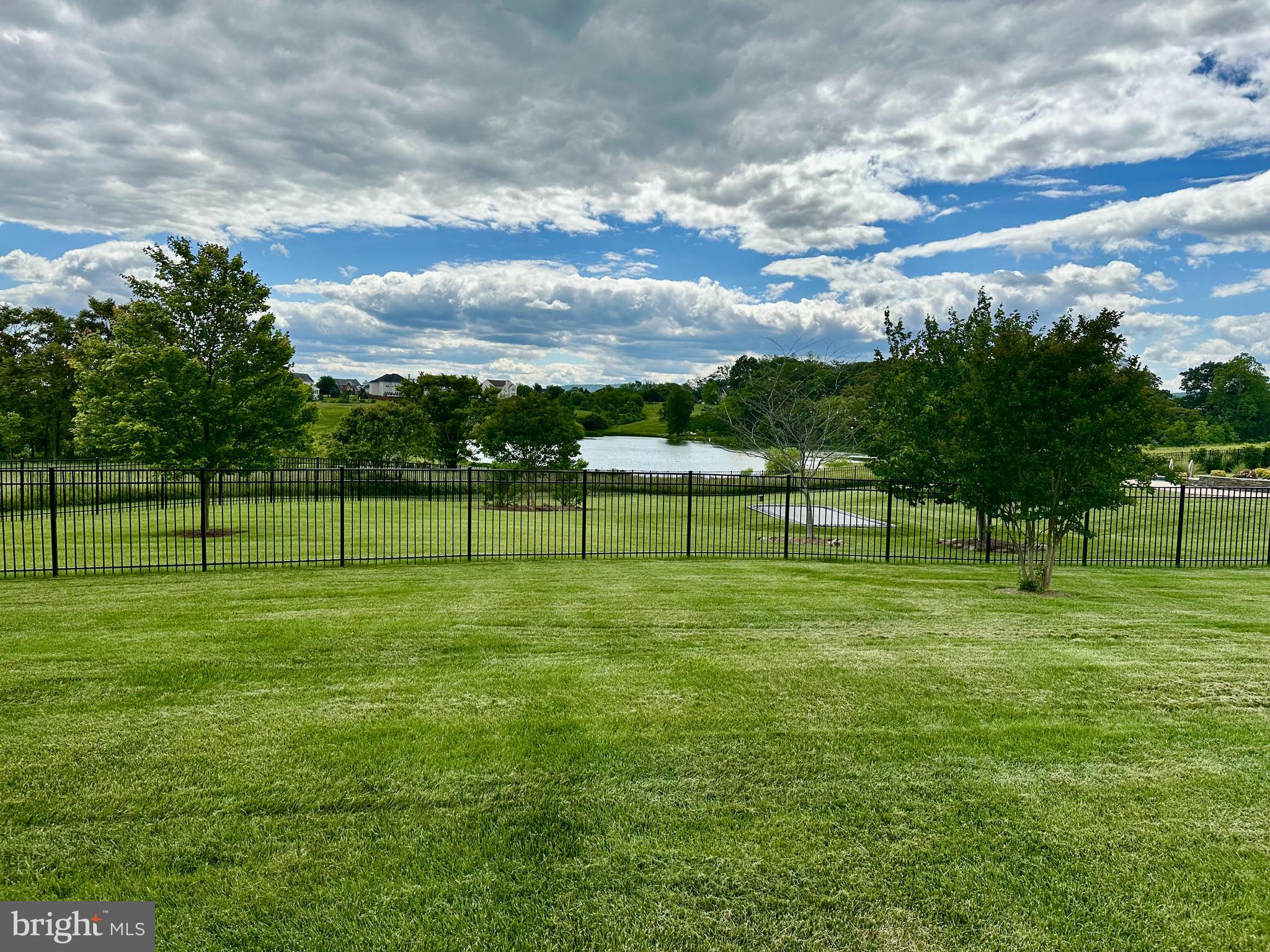 36747 POND SIDE LANE