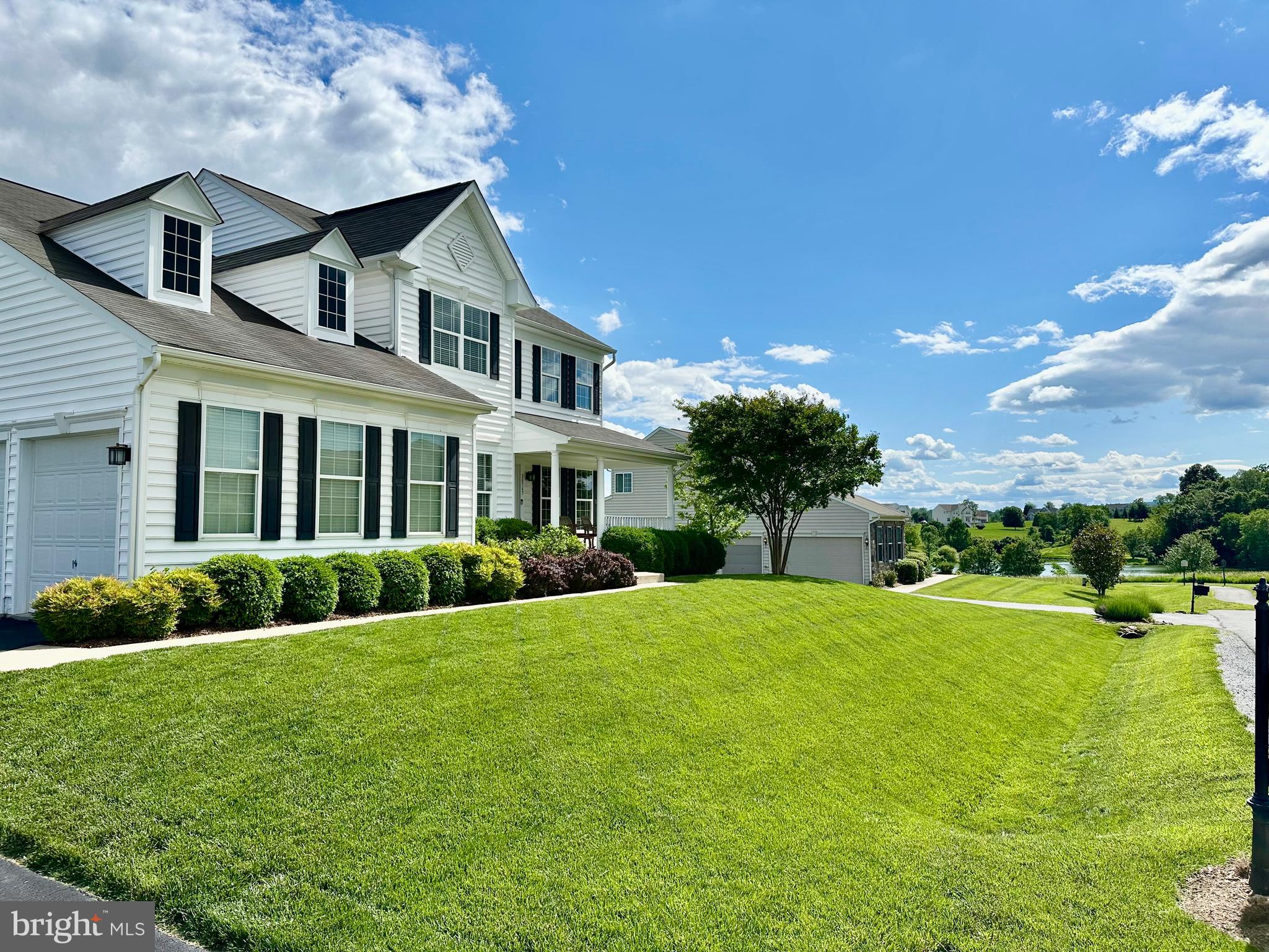36747 POND SIDE LANE