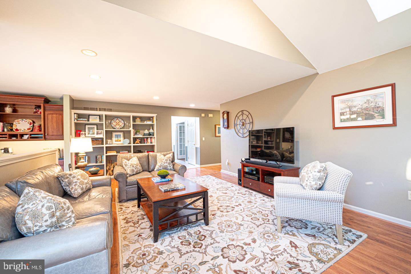 MARSHALL VIEW I - Residential