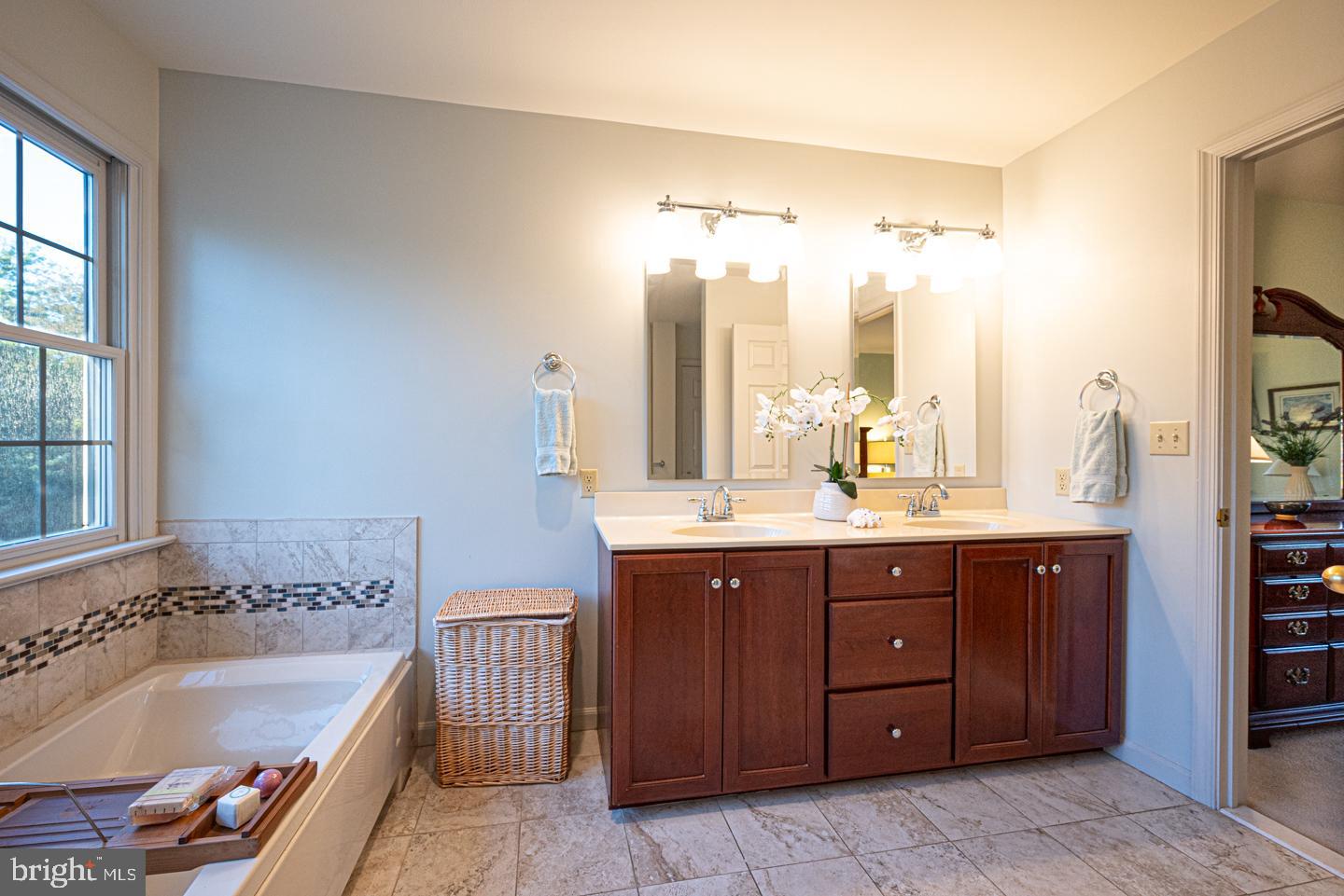 MARSHALL VIEW I - Residential