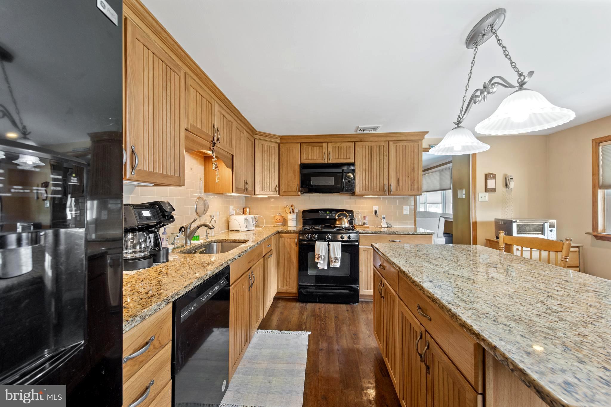 BROOKWOOD ESTS - Residential