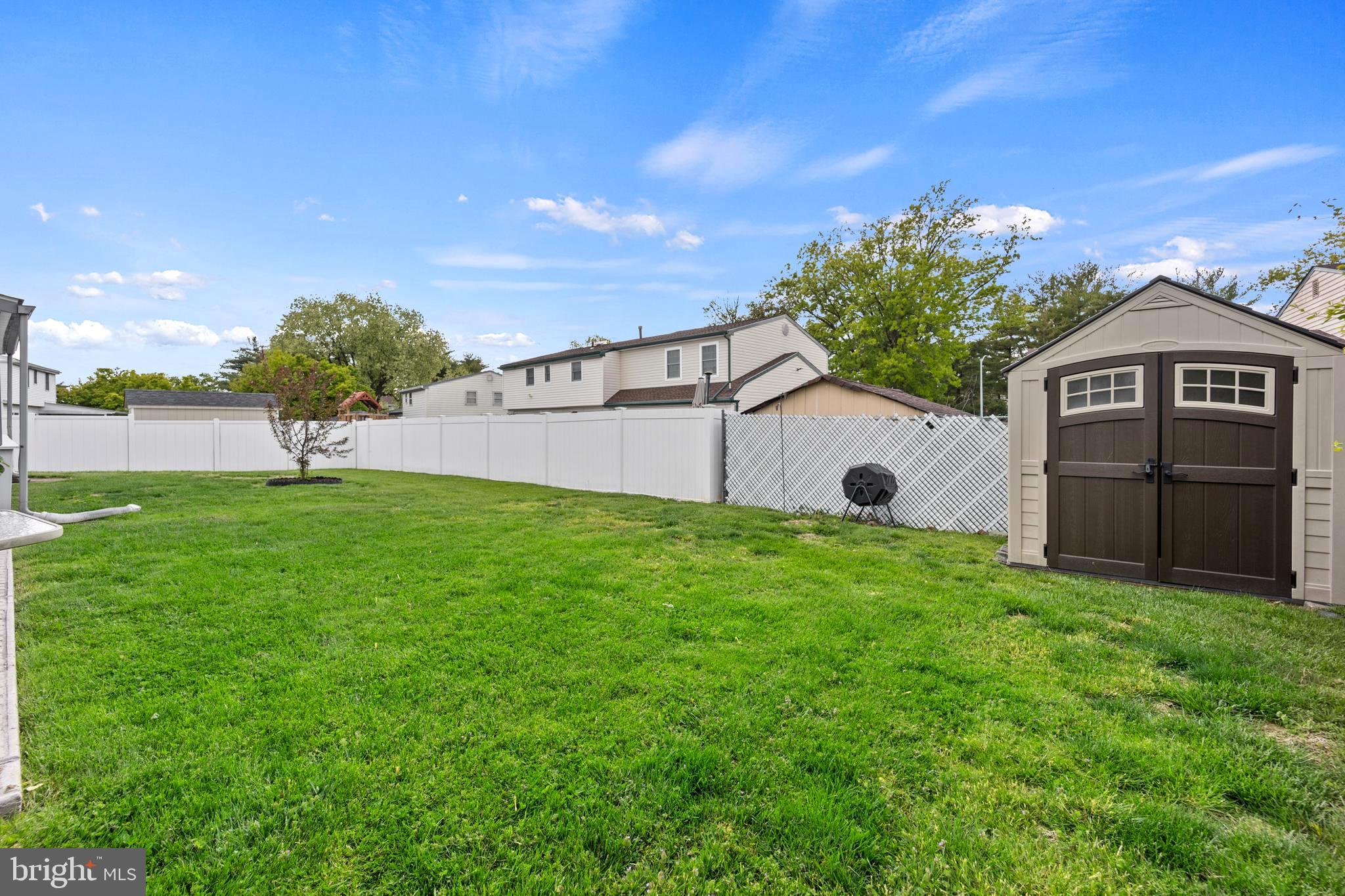 BROOKWOOD ESTS - Residential