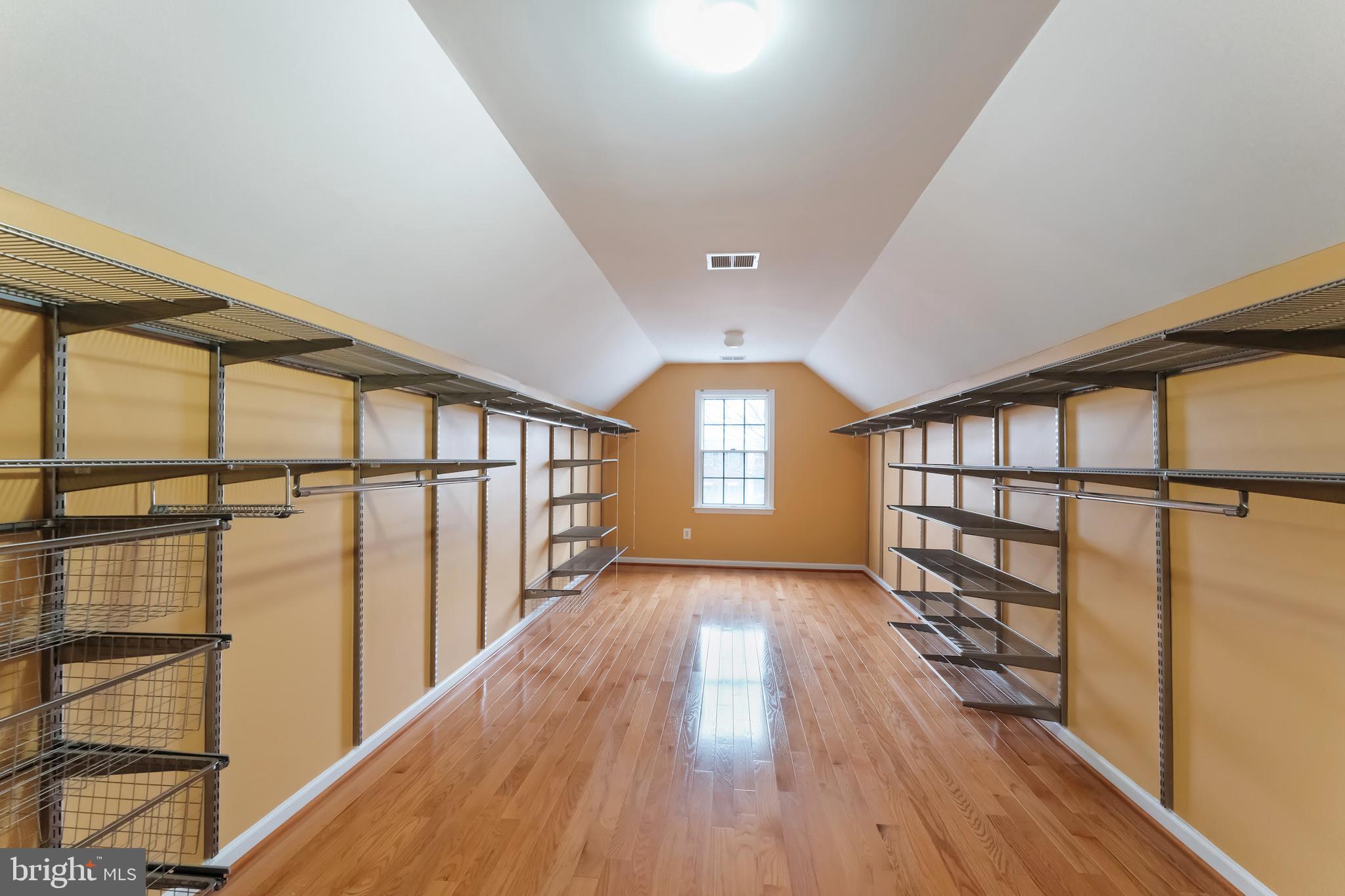 MIDDLETON FARM - Residential