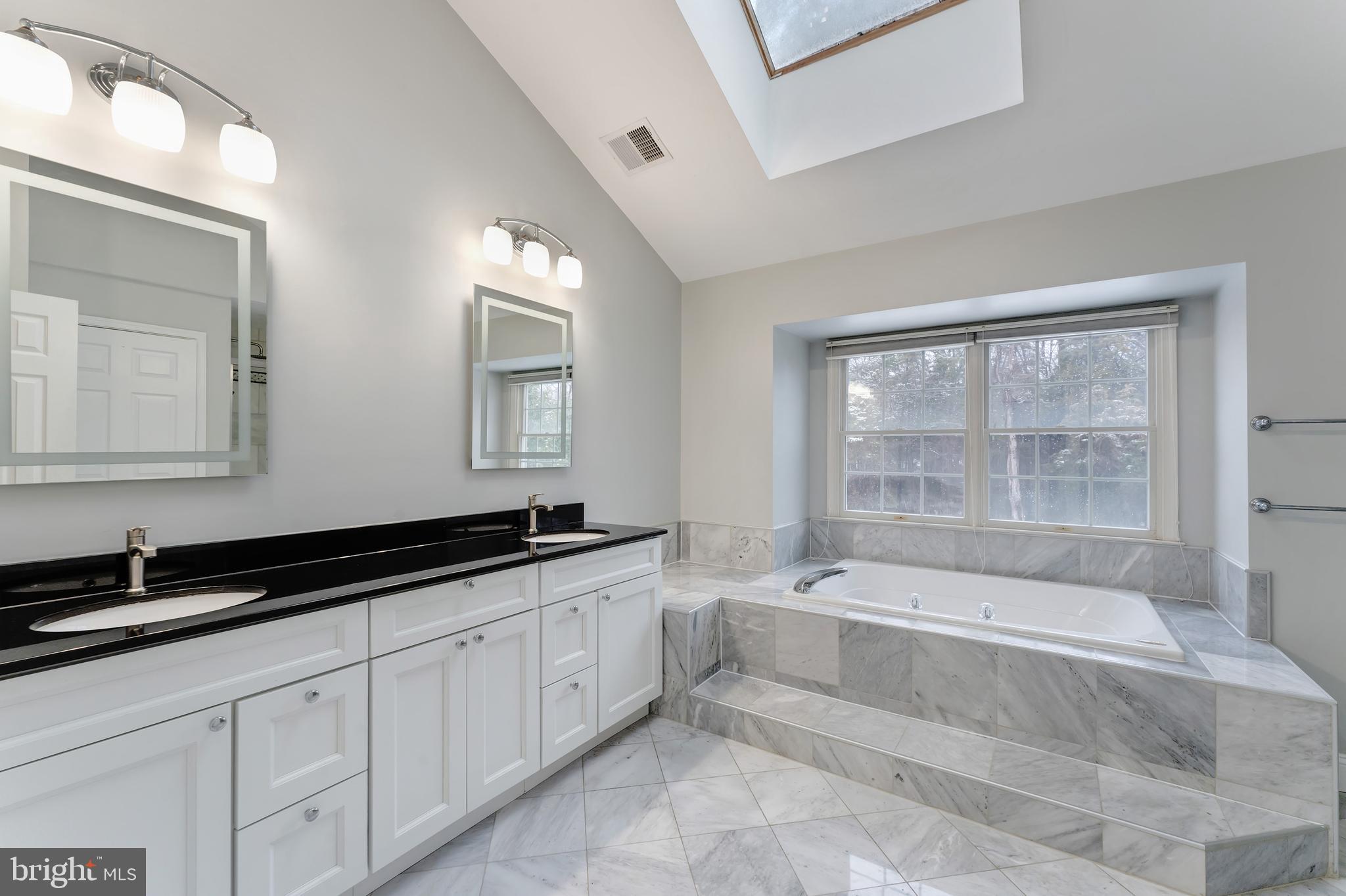 MIDDLETON FARM - Residential