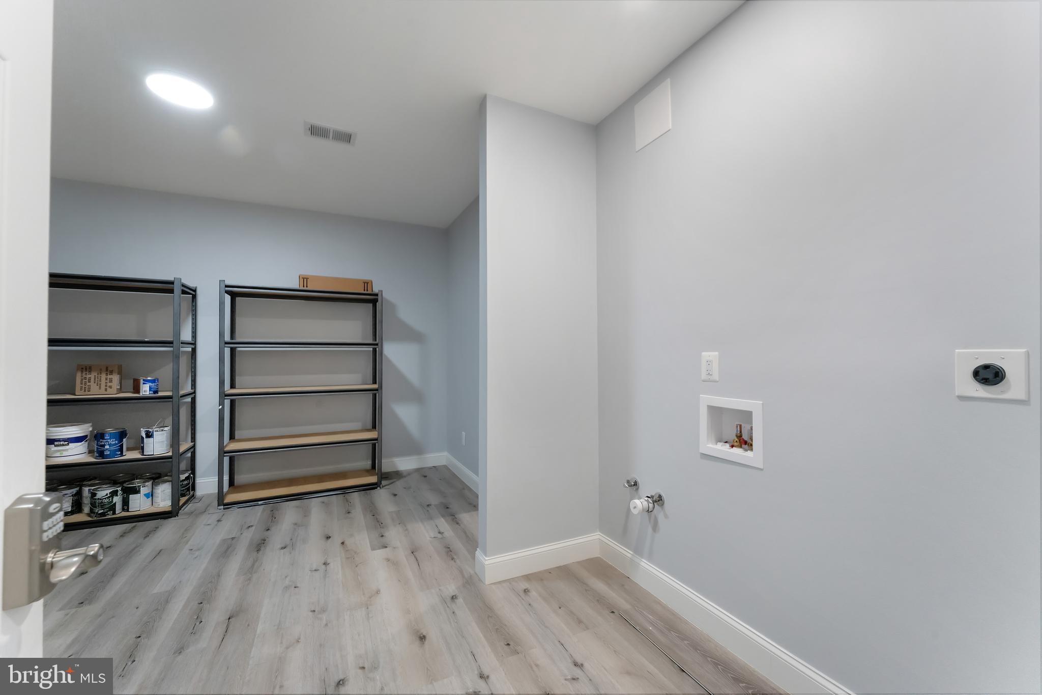 MIDDLETON FARM - Residential