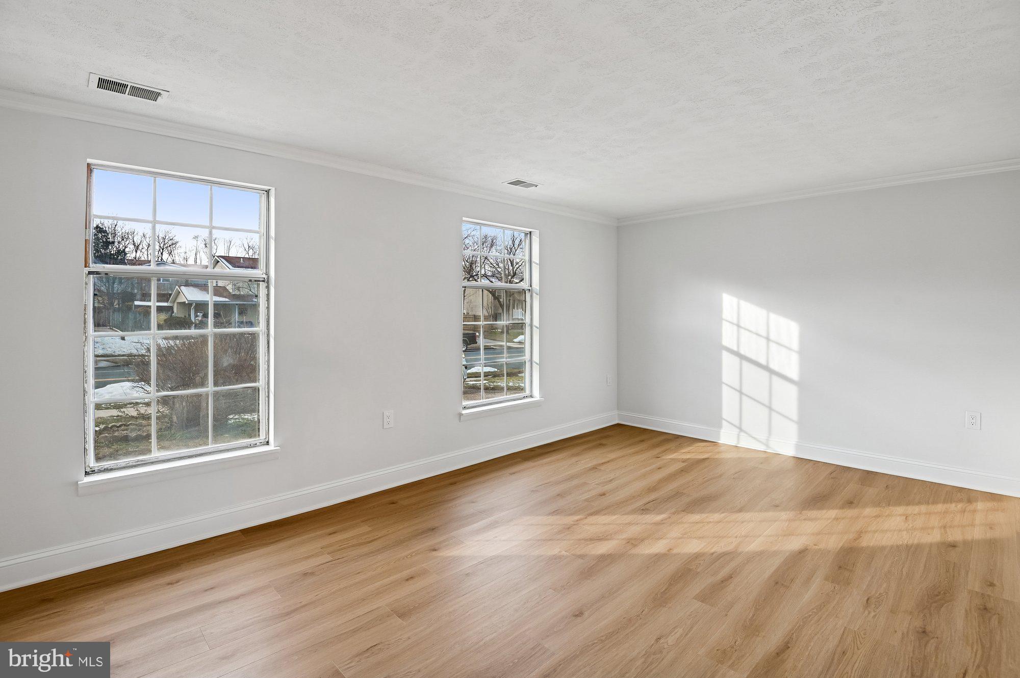 FOUR SEASONS ESTATES - Residential