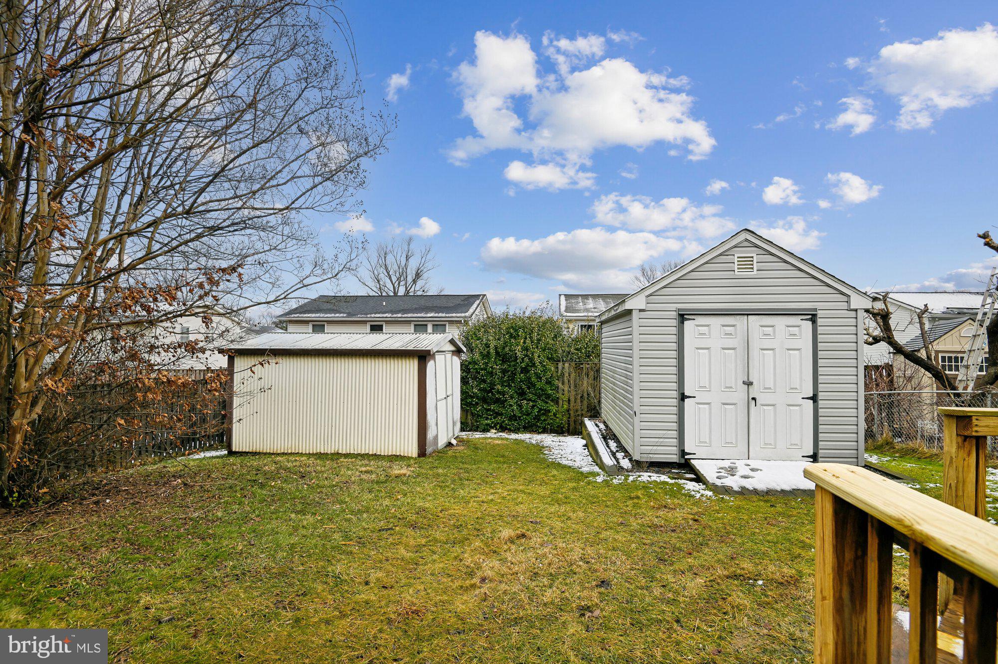 FOUR SEASONS ESTATES - Residential