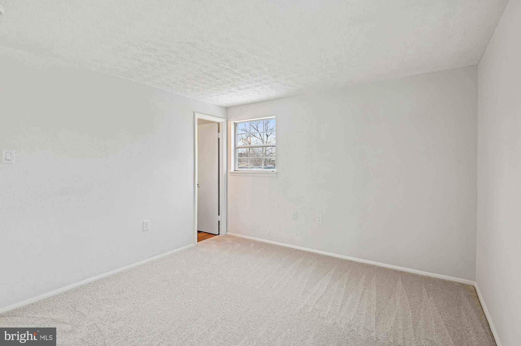 FOUR SEASONS ESTATES - Residential