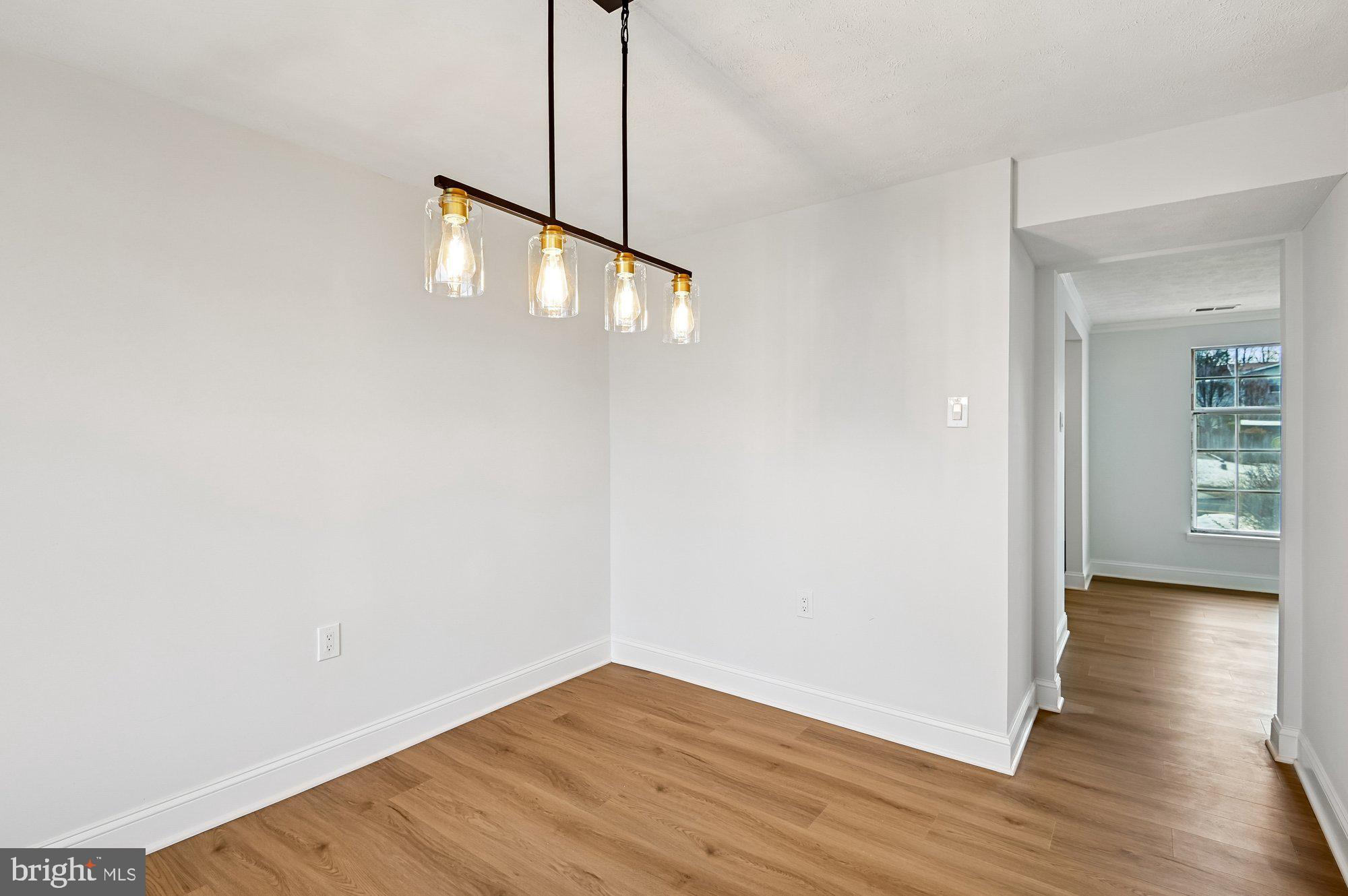 FOUR SEASONS ESTATES - Residential