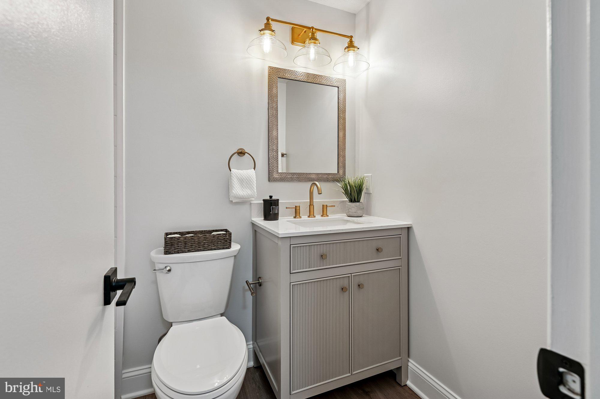 FOUR SEASONS ESTATES - Residential