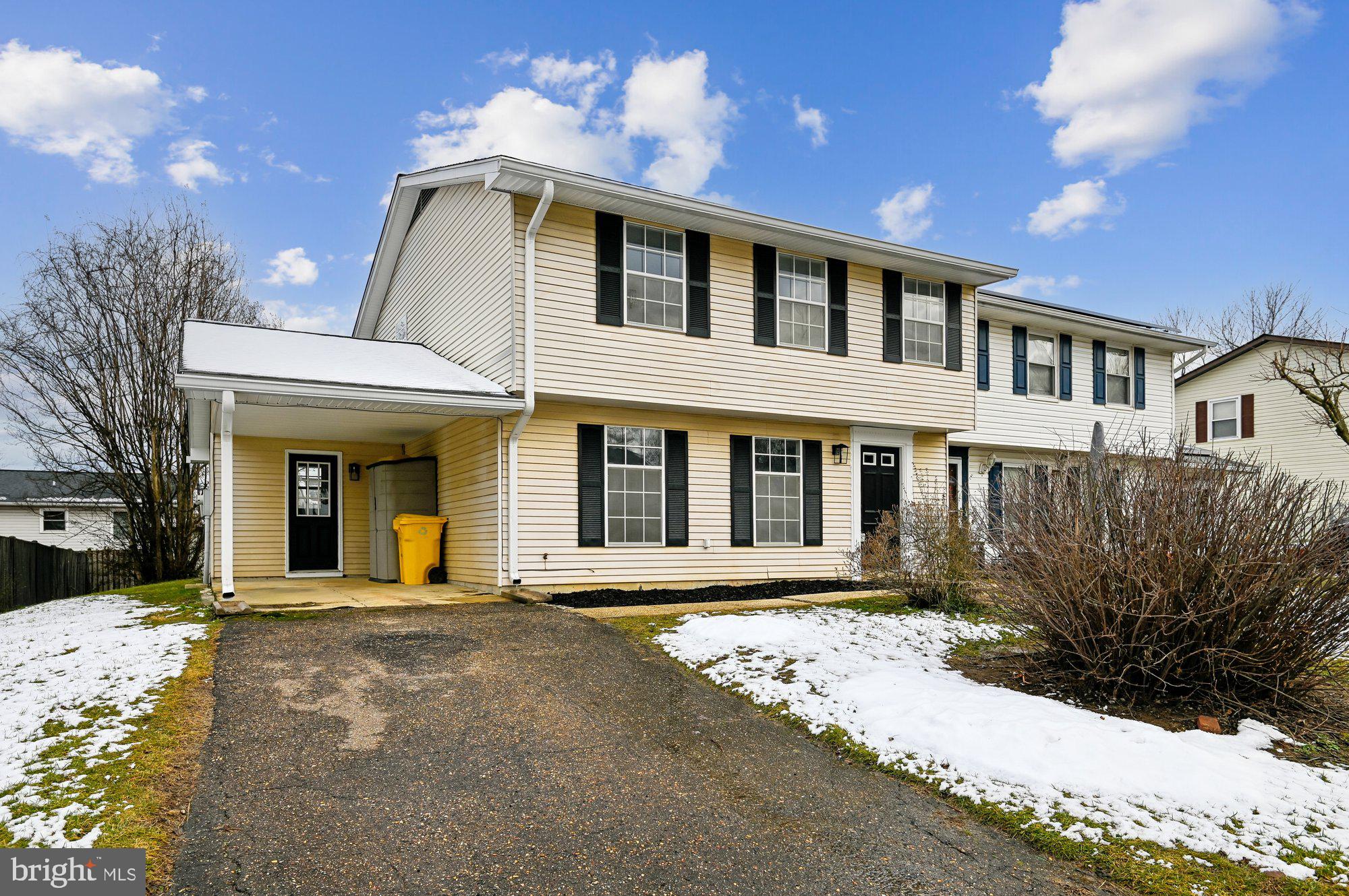 FOUR SEASONS ESTATES - Residential