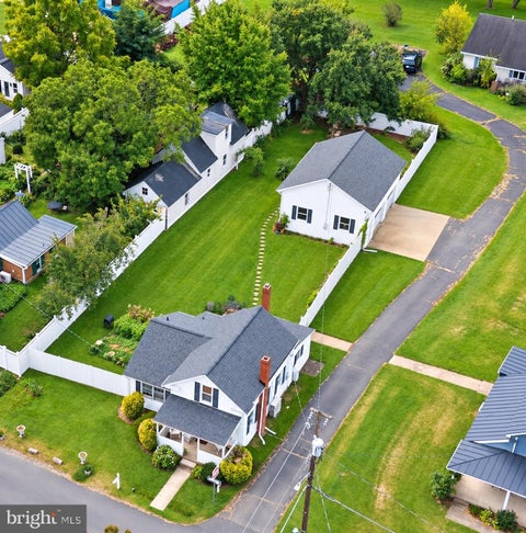 Homes For Sale - 12 E Pennsylvania Avenue<br/> LOVETTSVILLE, VA 20180