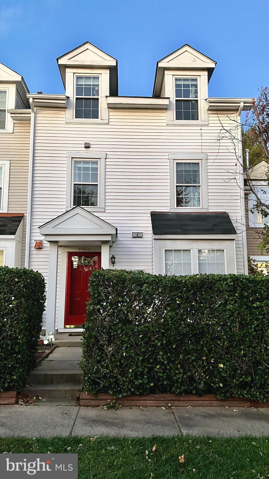 NEWGATE - Residential Lease