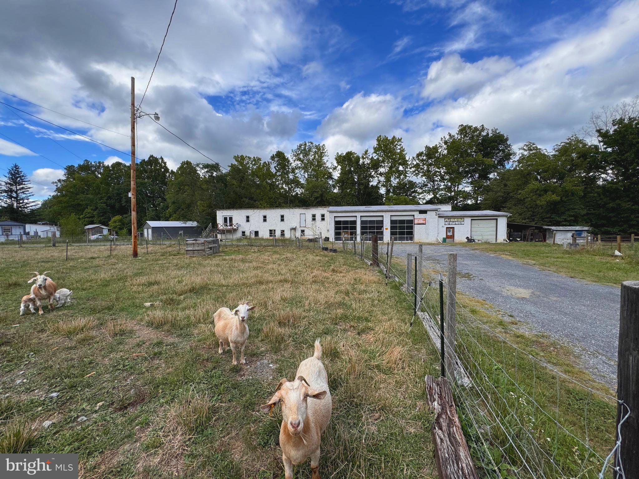 LUNICE CREEK - Residential