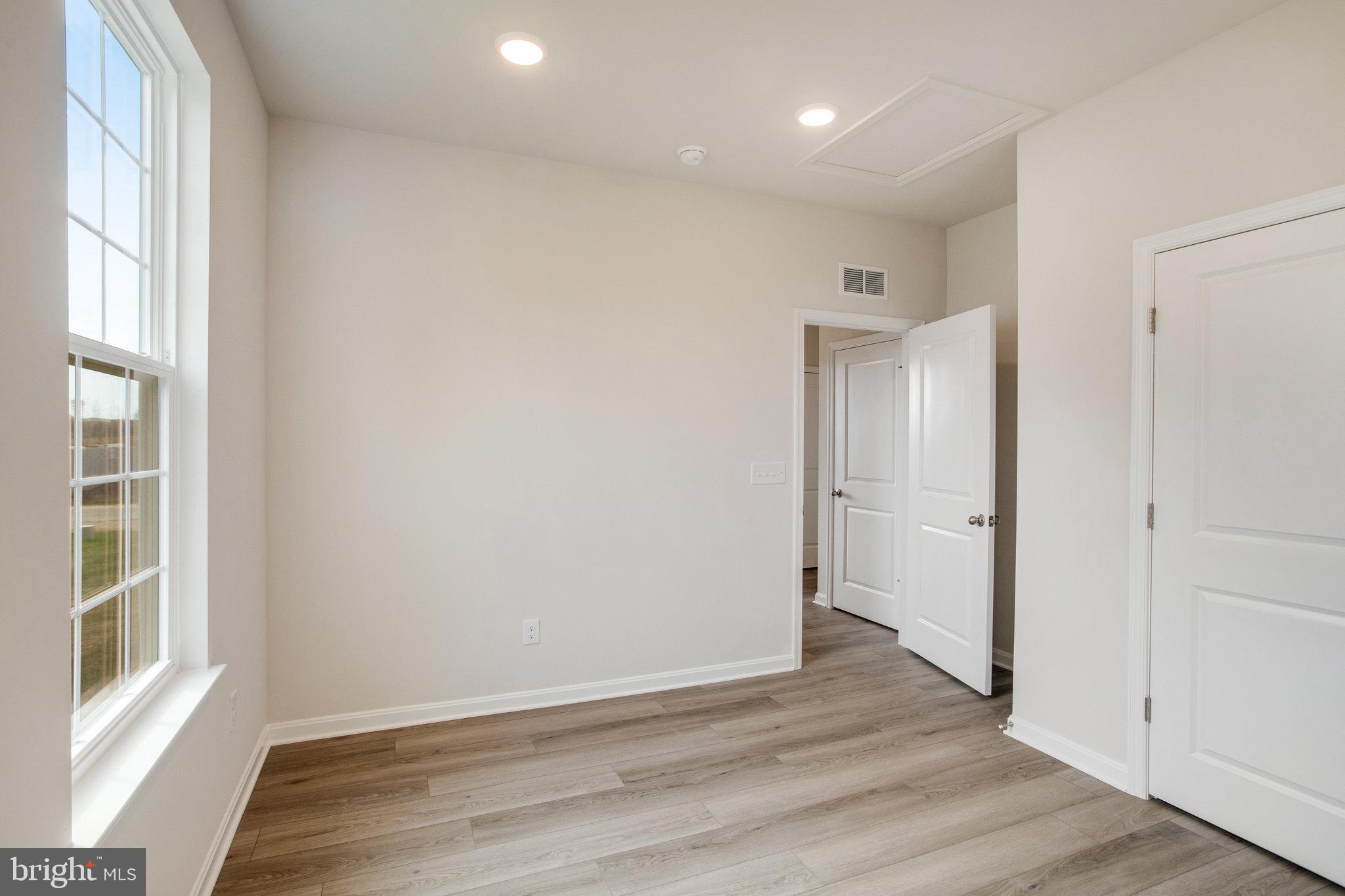 NEW POST ON THE RAPPAHANNOCK - Residential