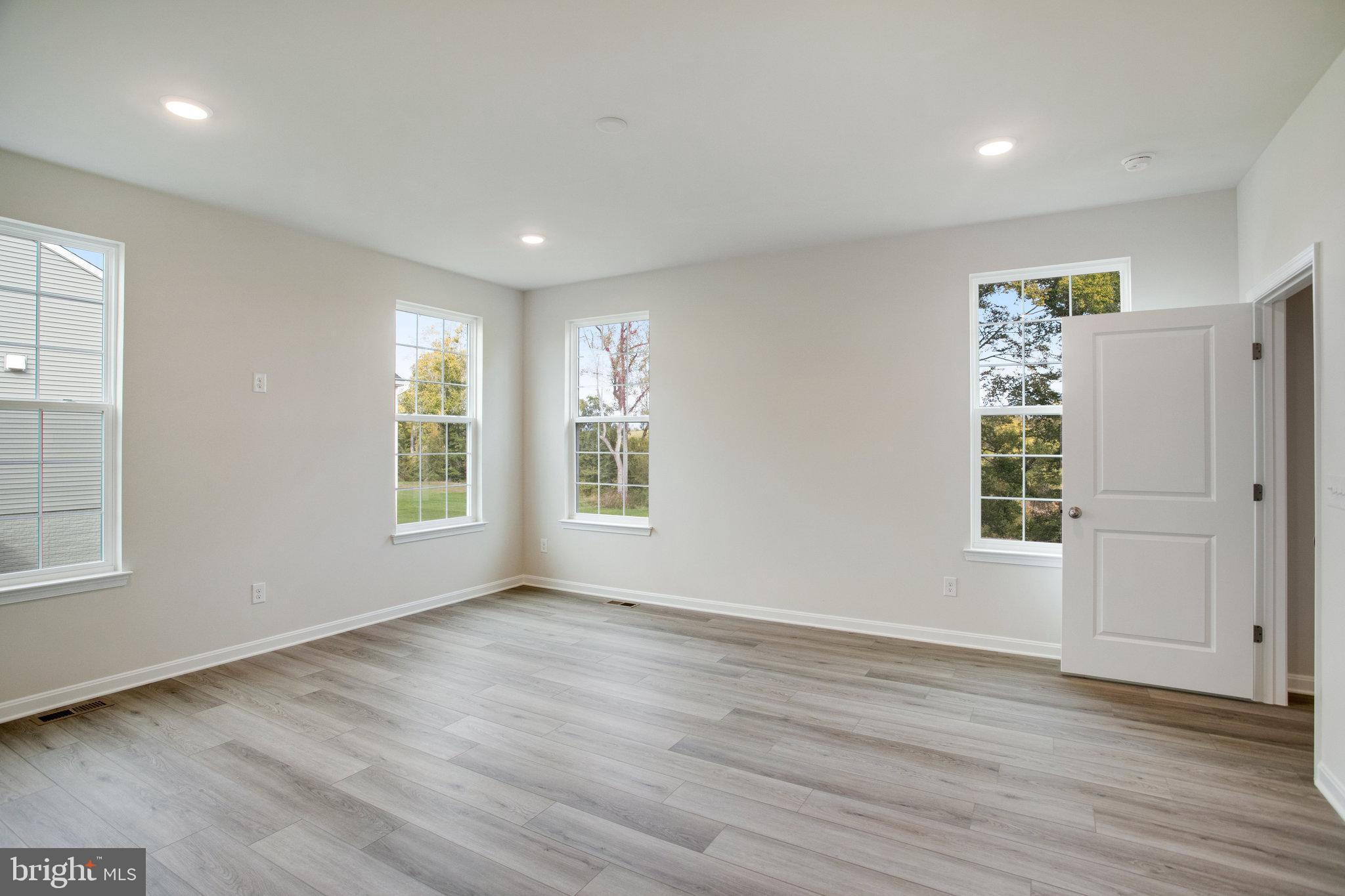 NEW POST ON THE RAPPAHANNOCK - Residential