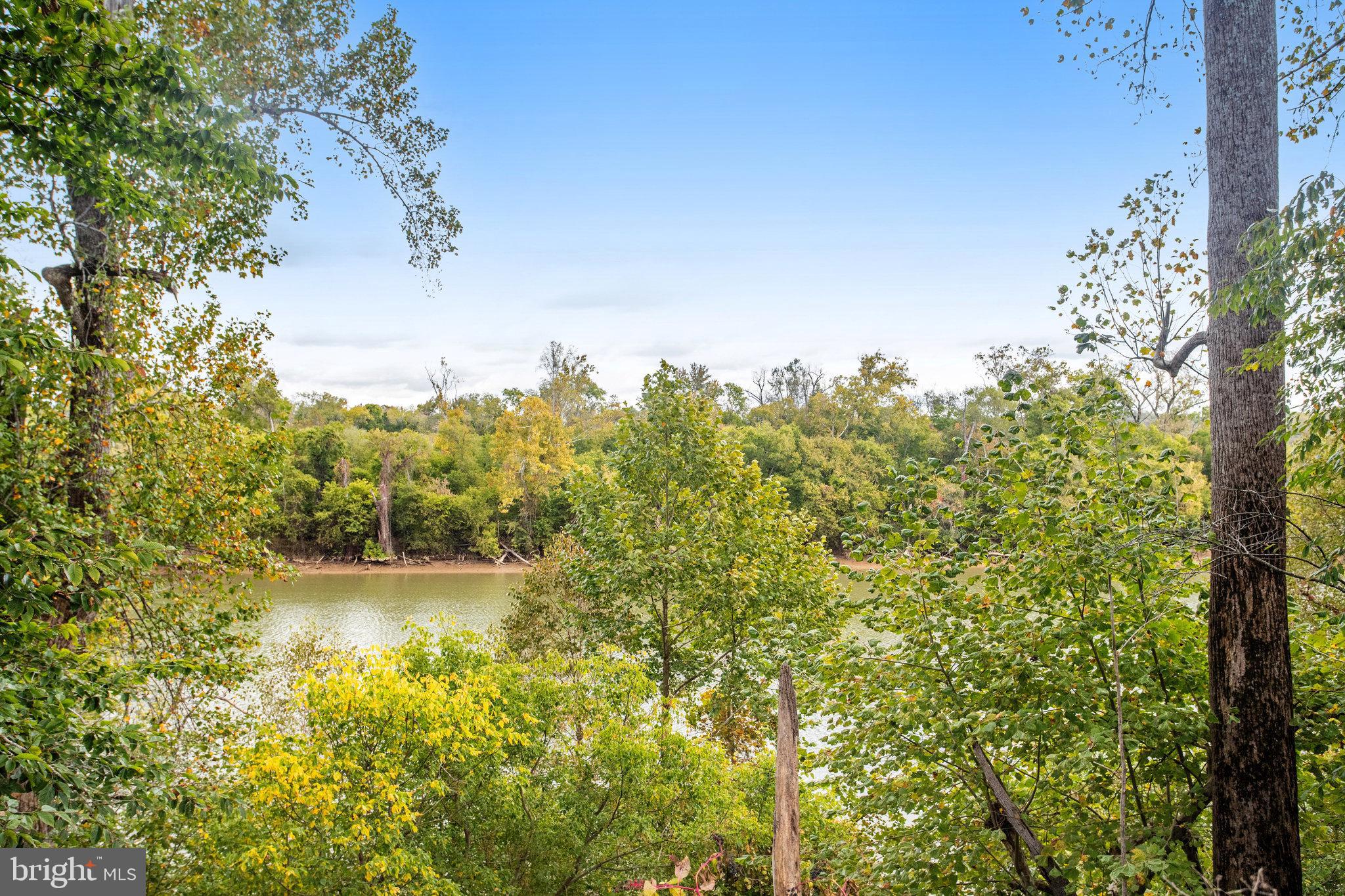 NEW POST ON THE RAPPAHANNOCK - Residential