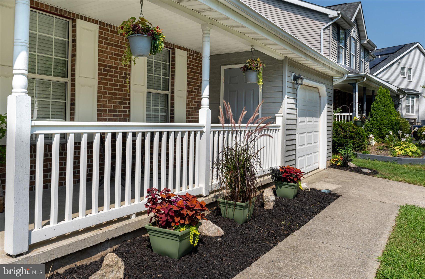 BROOKHURST - Residential