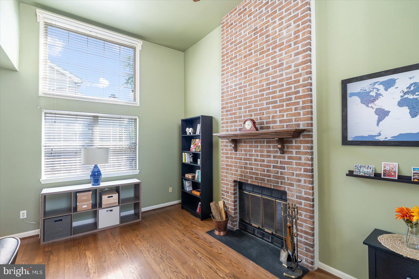 BROOKHURST - Residential